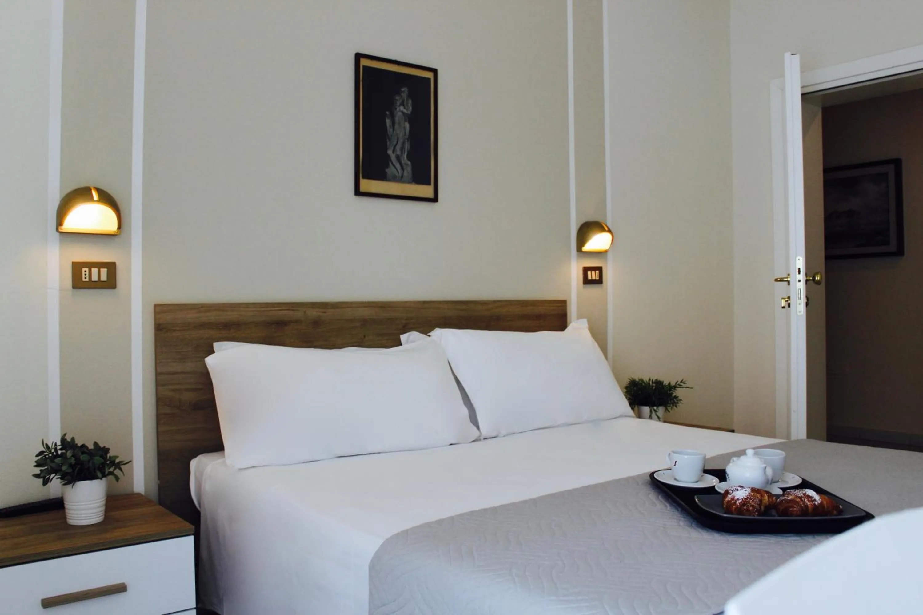 Bedroom in King Hotel