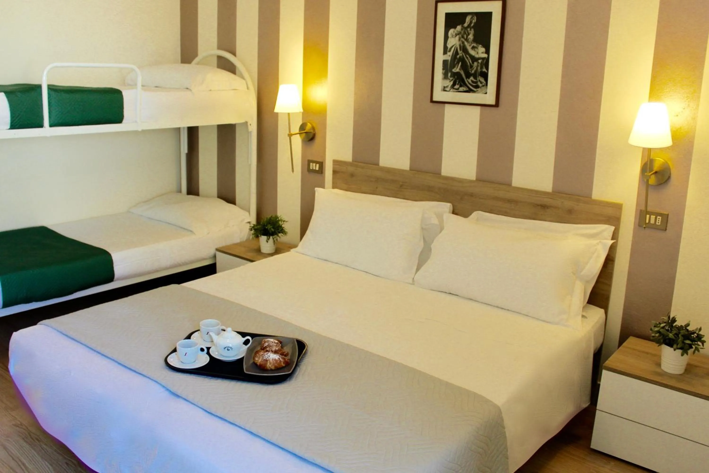 Bedroom in King Hotel