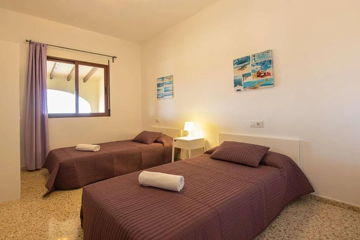Bed in Villa Ambar - PlusHolidays