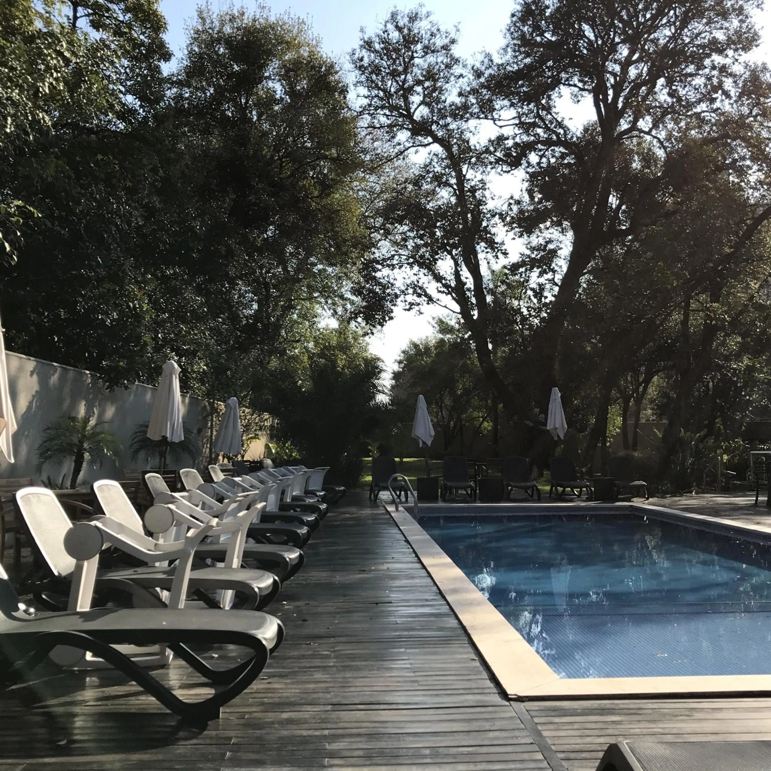 Swimming pool in Savoy Hotel Encarnación