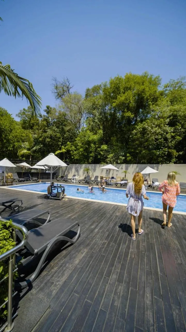 Pool view in Savoy Hotel Encarnación