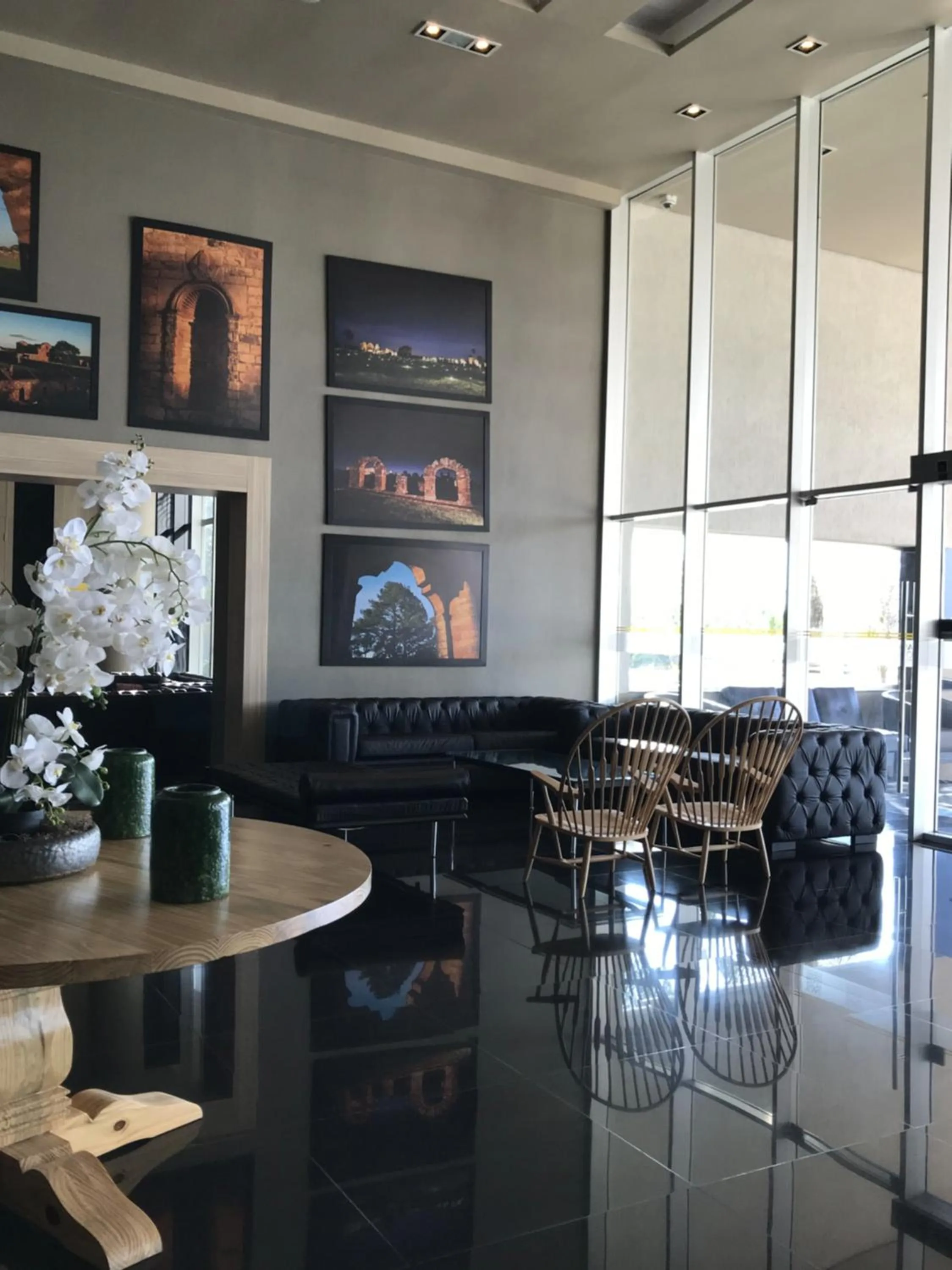 Lobby or reception in Savoy Hotel Encarnación