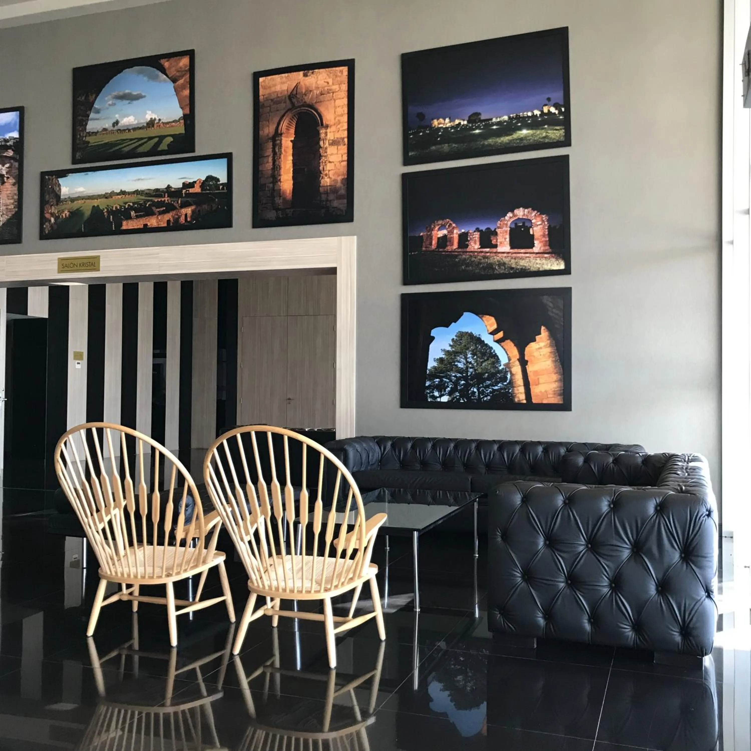 Lobby or reception in Savoy Hotel Encarnación