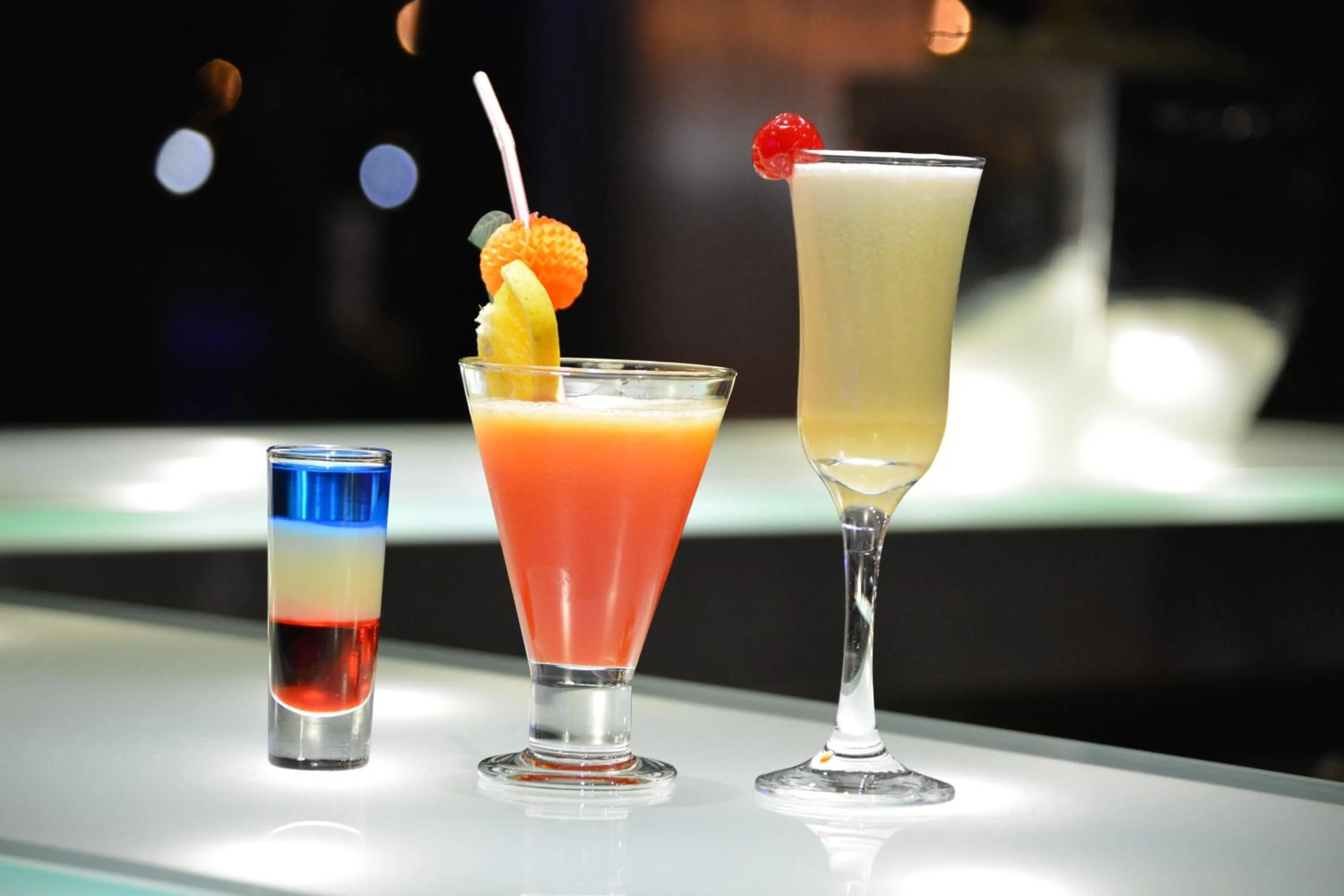 Drinks in Savoy Hotel Encarnación