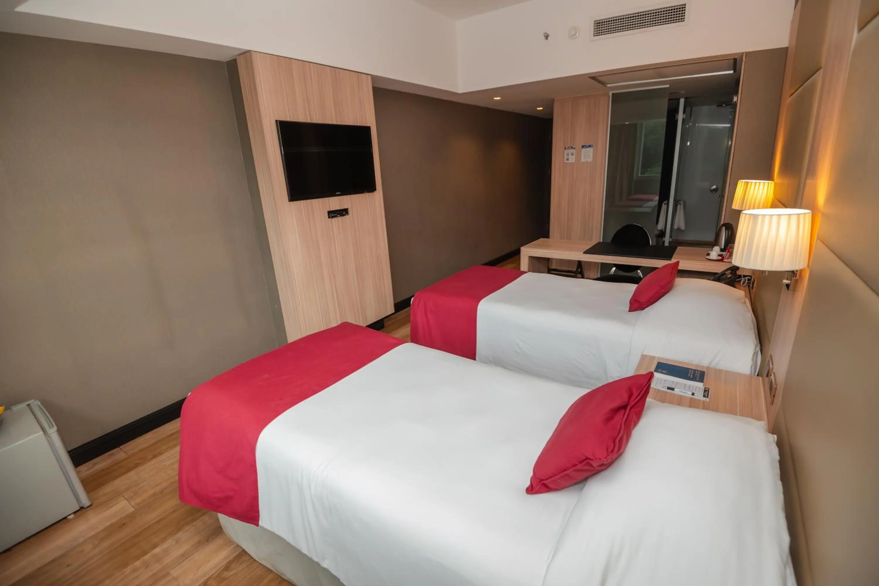 Bed in Savoy Hotel Encarnación