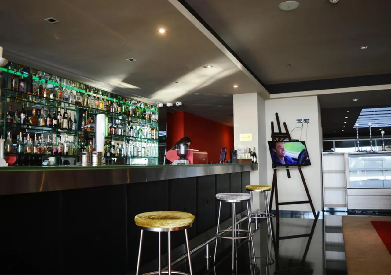 Lounge or bar in Savoy Hotel Encarnación