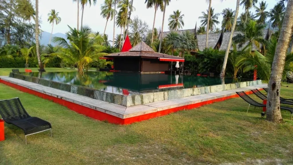 Swimming pool in Sunset Emily Villas & Rooms