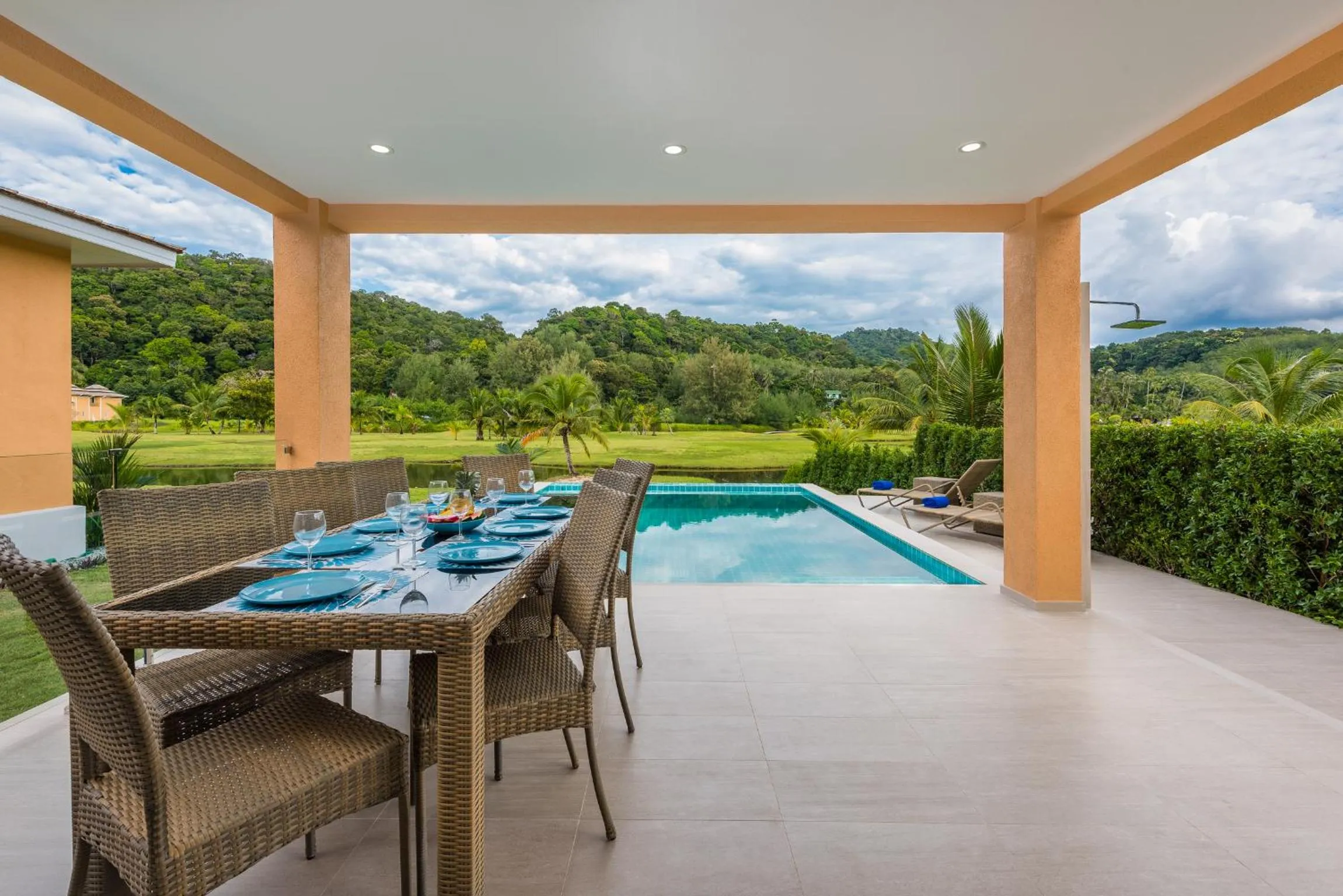 Balcony/Terrace in Sunset Emily Villas & Rooms