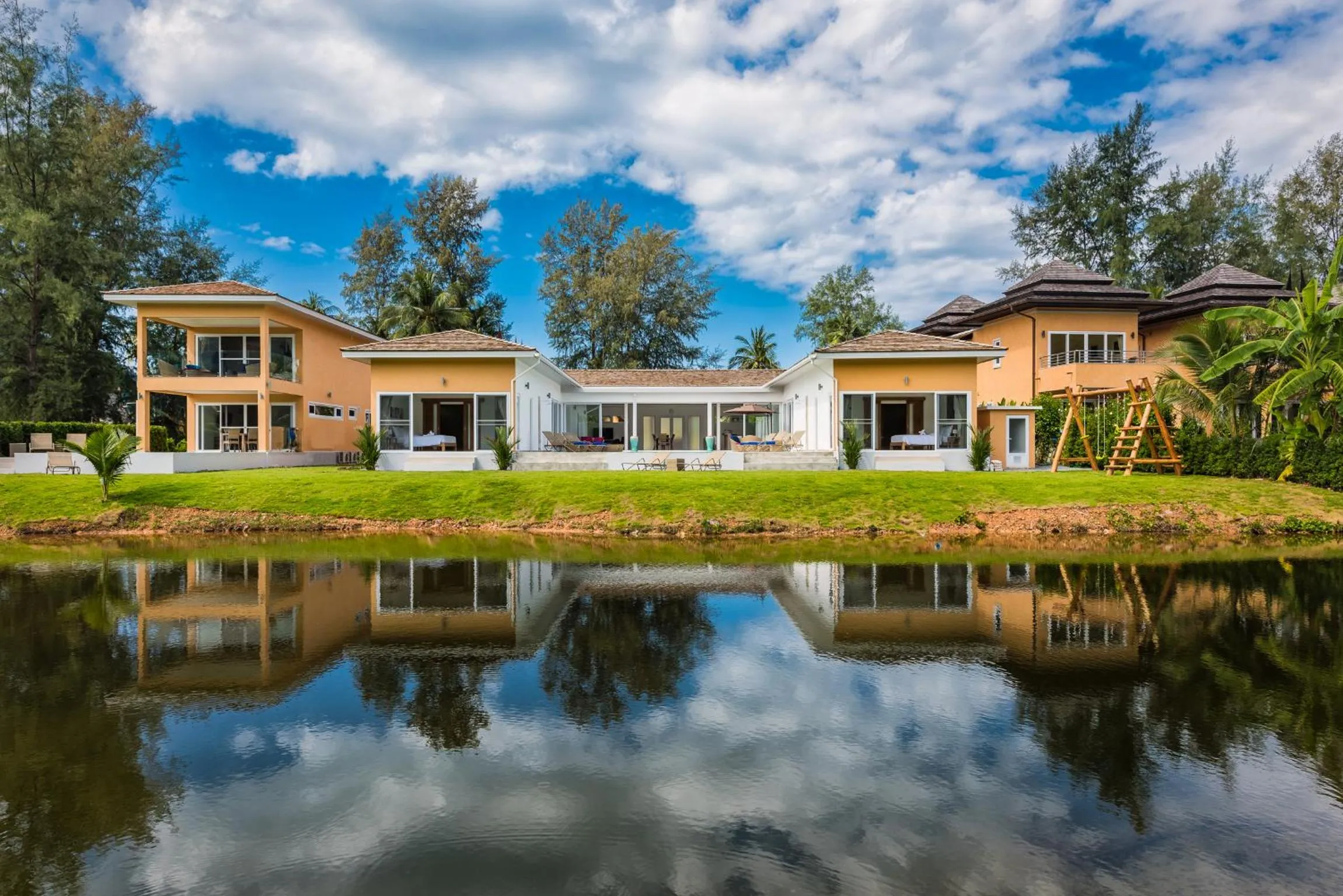 Property building in Sunset Emily Villas & Rooms