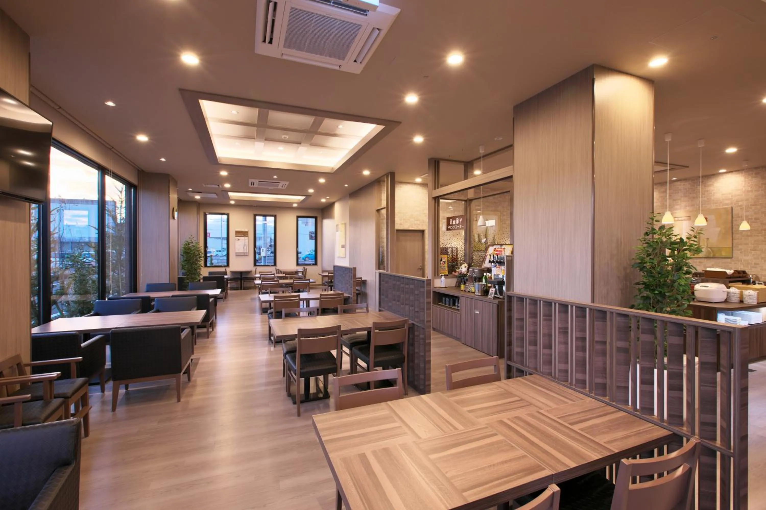 Restaurant/places to eat in Hotel Route Inn Ginan -Kokudo 21 Gou-