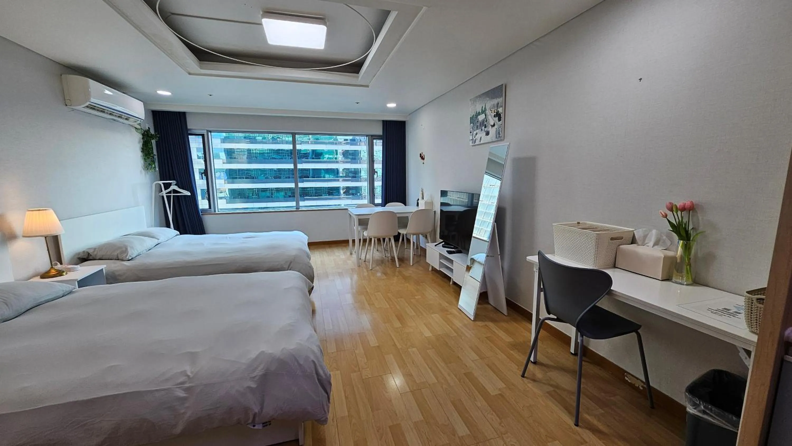 Bed in Hongdae Cleanhouse