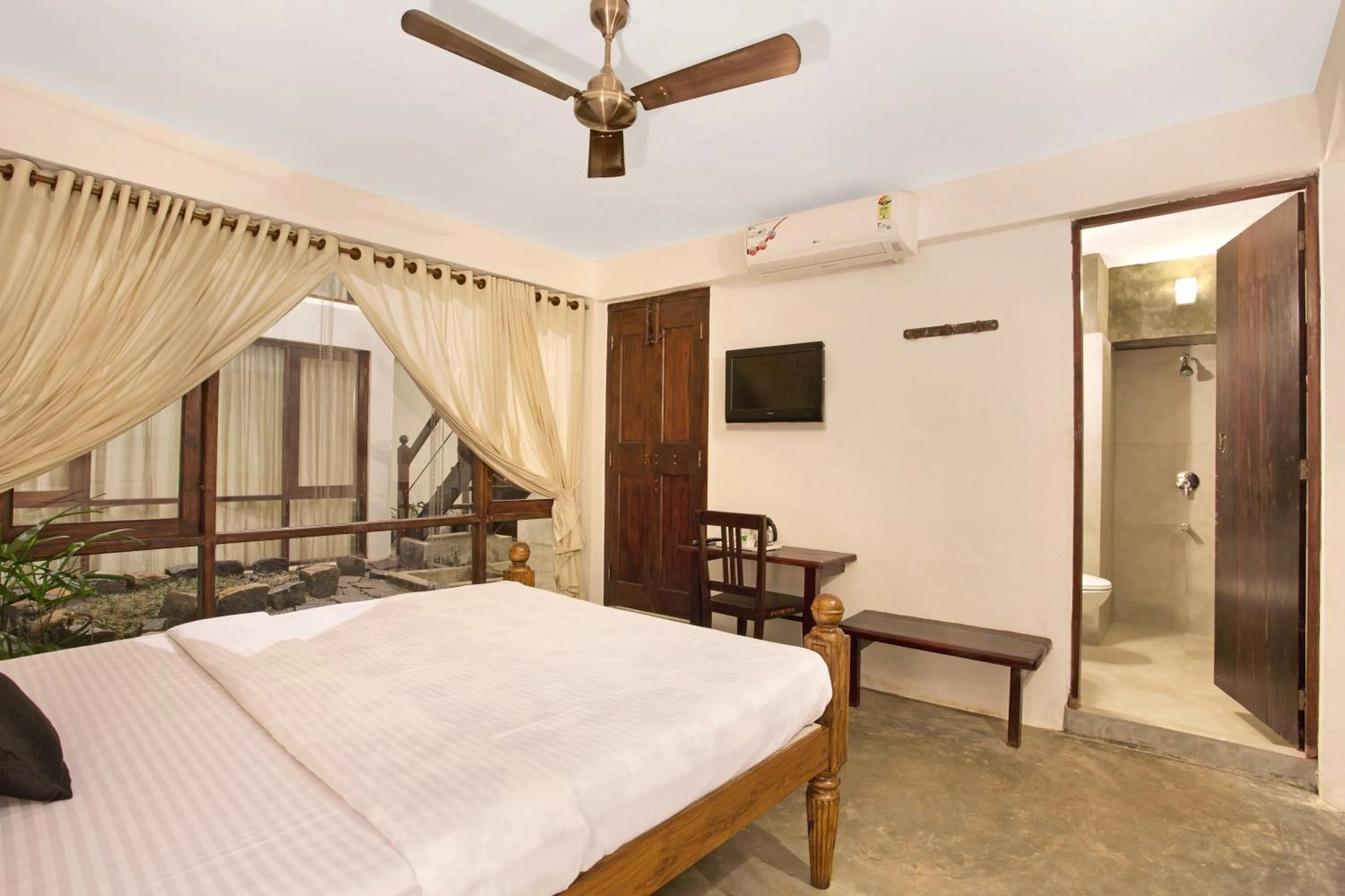 Bedroom, Bed in Niyati - Boutique Stay