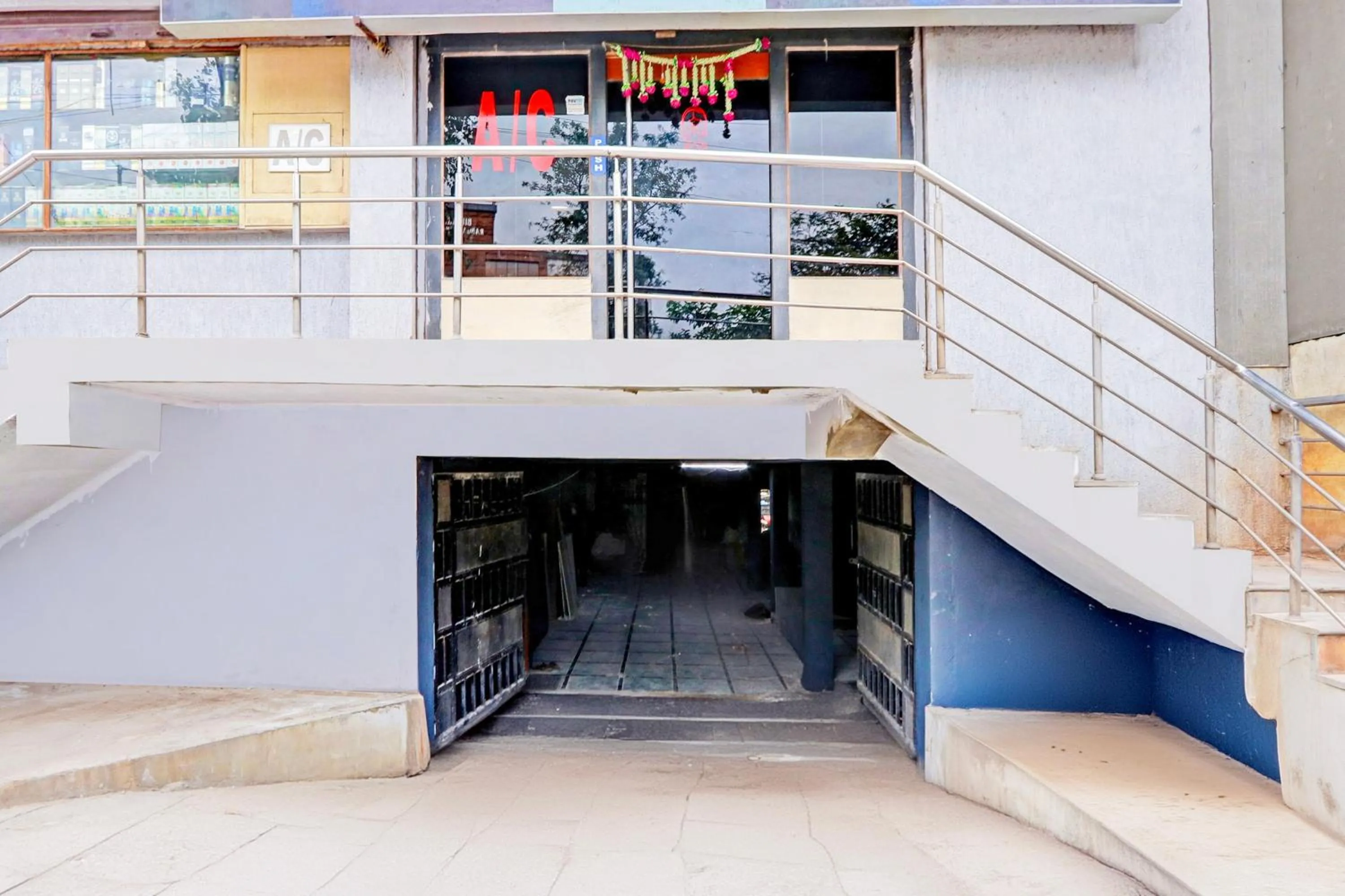 Facade/entrance in Super Hotel O M&N Grand