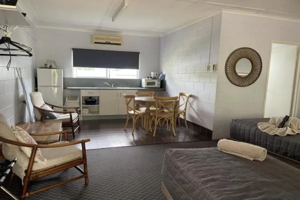 Hillview Motel Charters Towers QLD