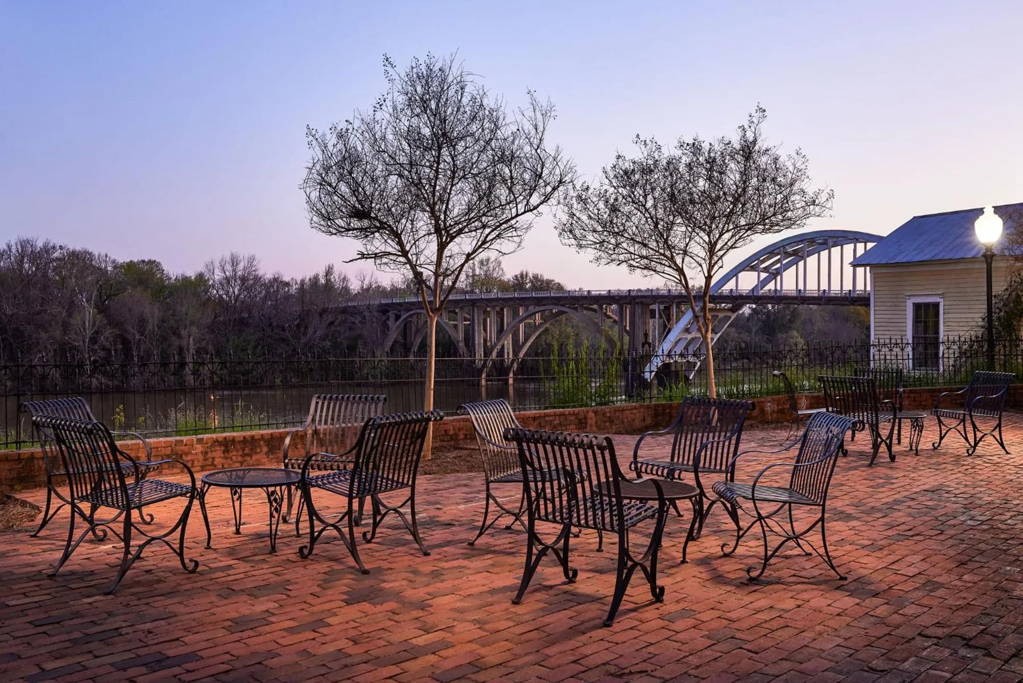 Garden in St James Hotel Selma