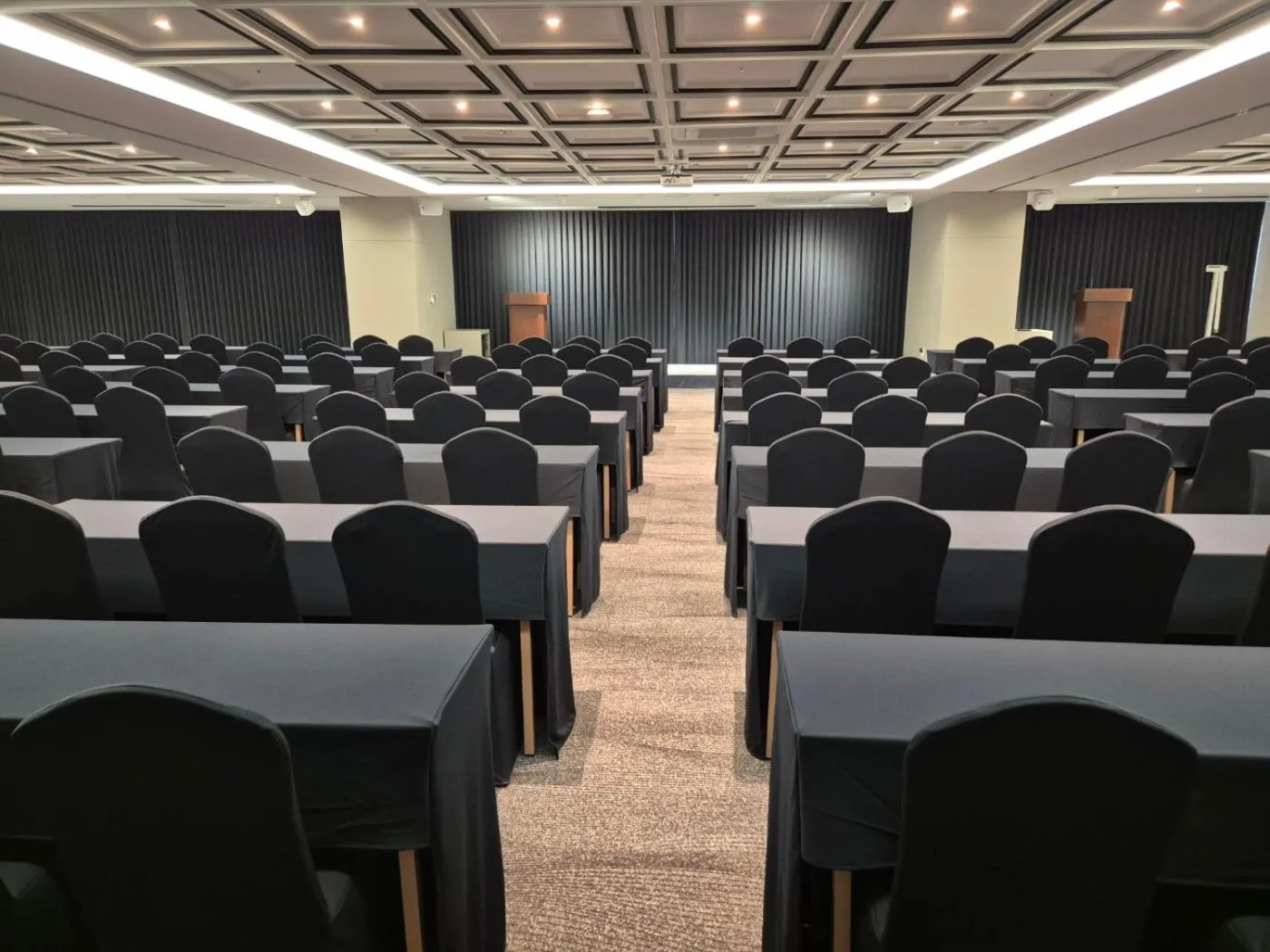 Meeting/conference room in WAVEM HOTEL East