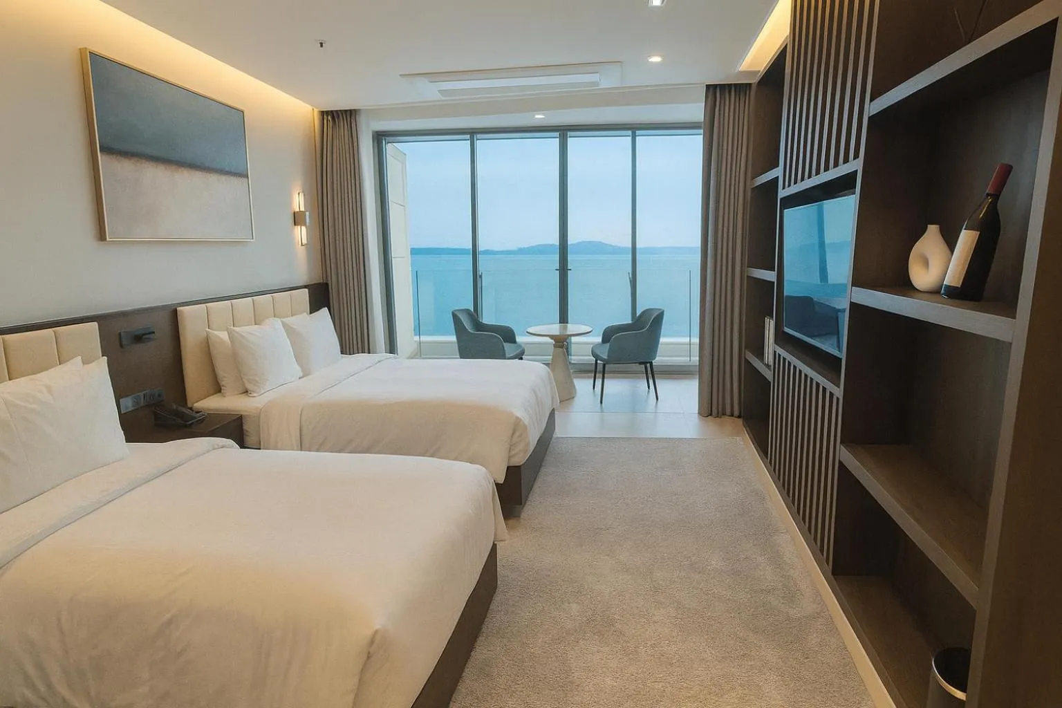 Bedroom, Bed in WAVEM HOTEL East