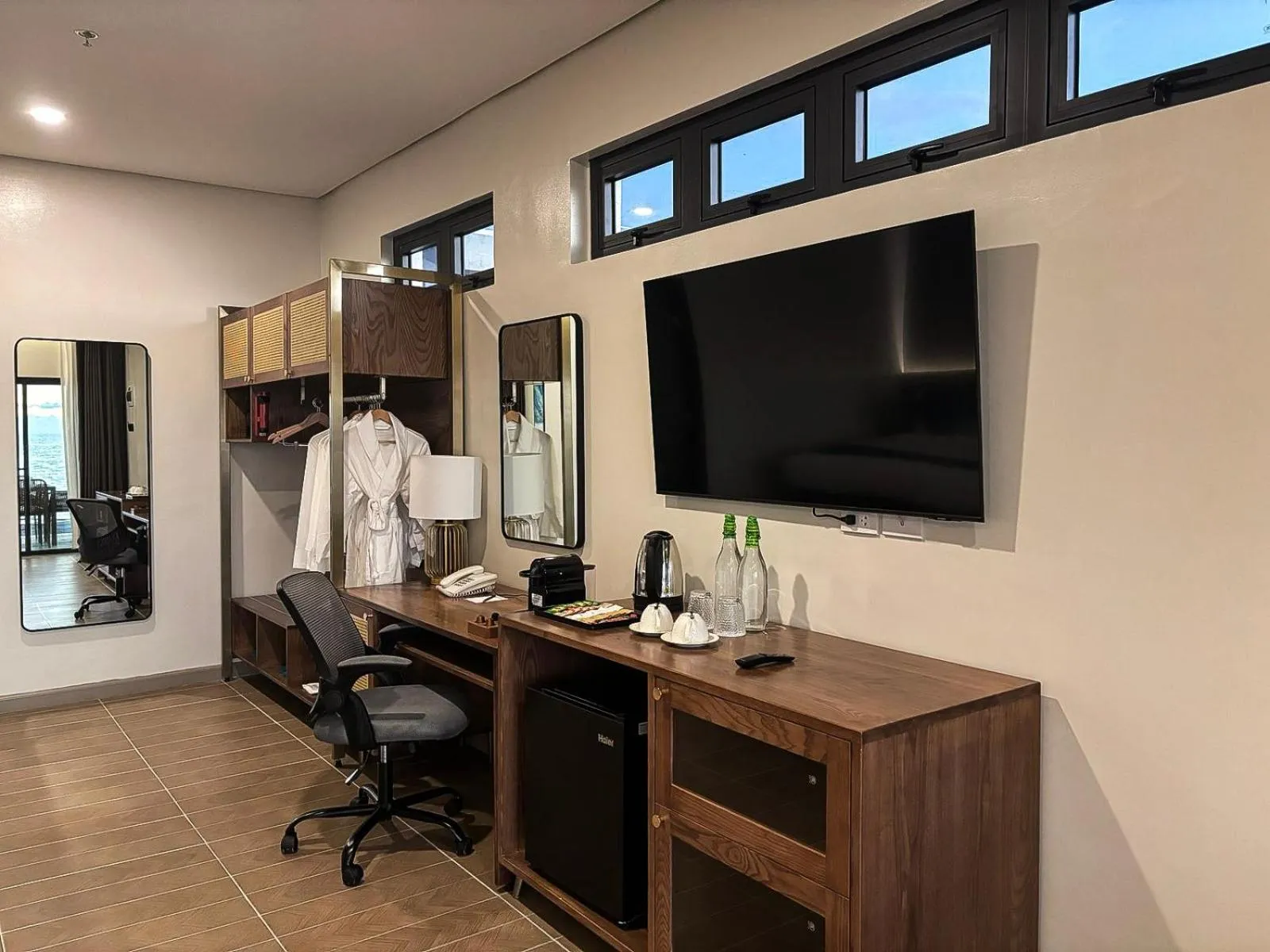 Hudor Resort - Bauang, La Union