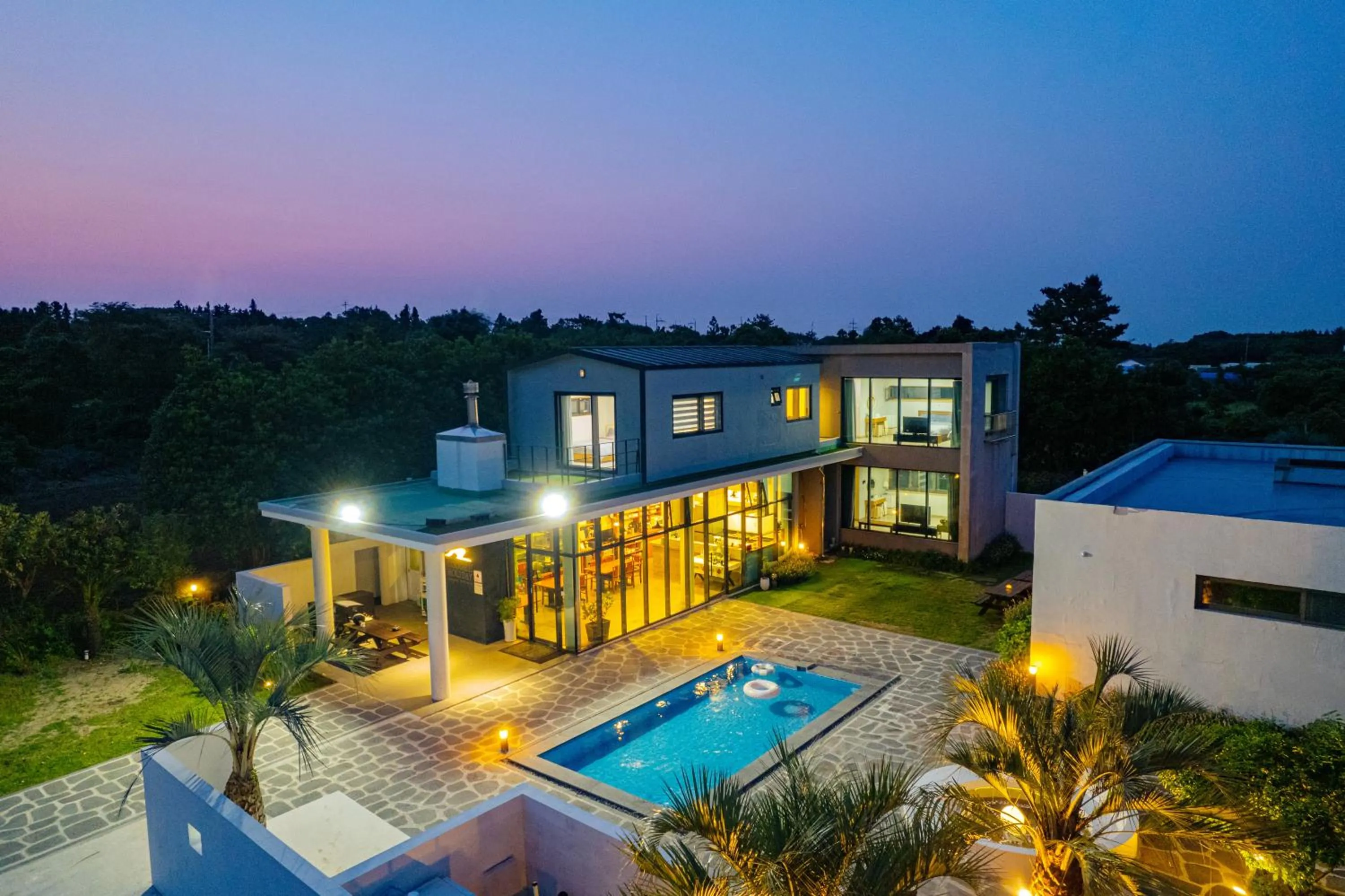 Property building in Coogee Holiday