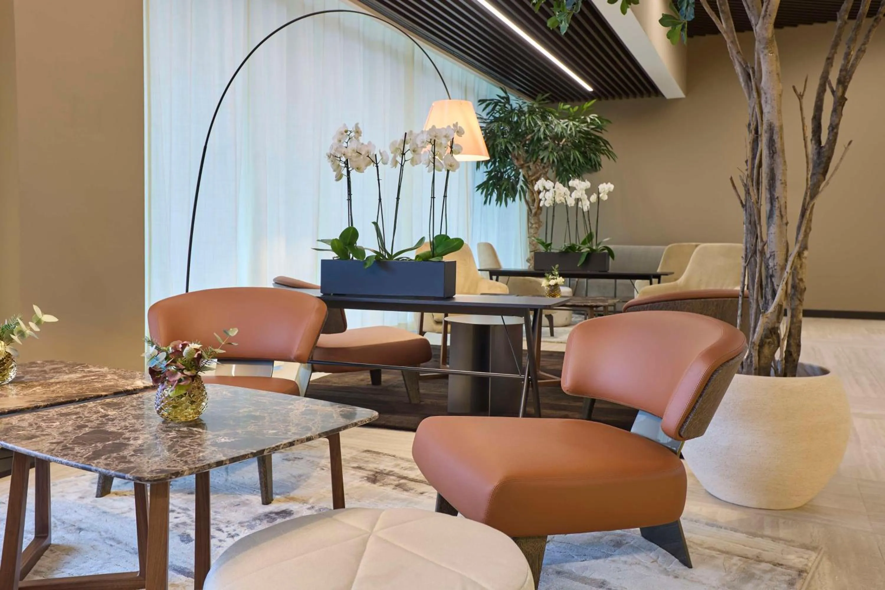 Lounge or bar in Radisson Blu Hotel, Bergamo ChorusLife