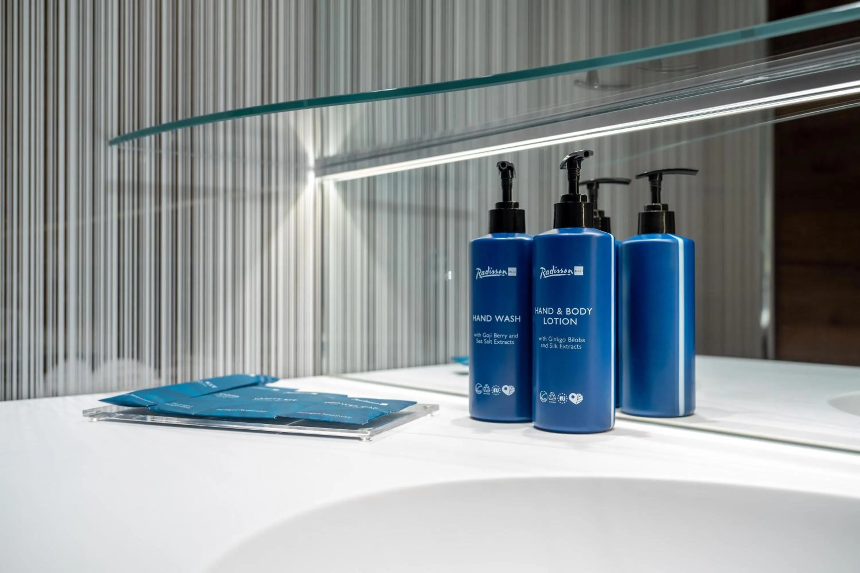 Bathroom in Radisson Blu Hotel, Bergamo ChorusLife