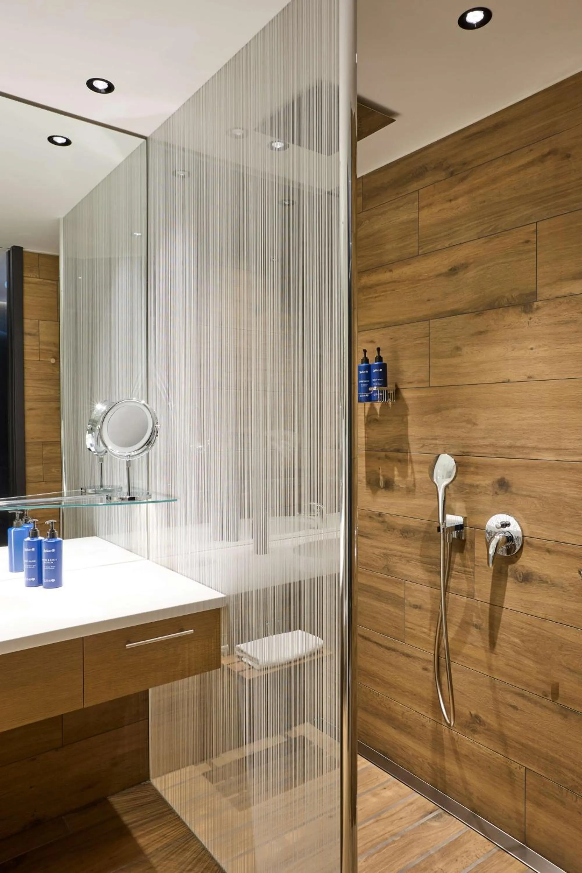 Bathroom in Radisson Blu Hotel, Bergamo ChorusLife