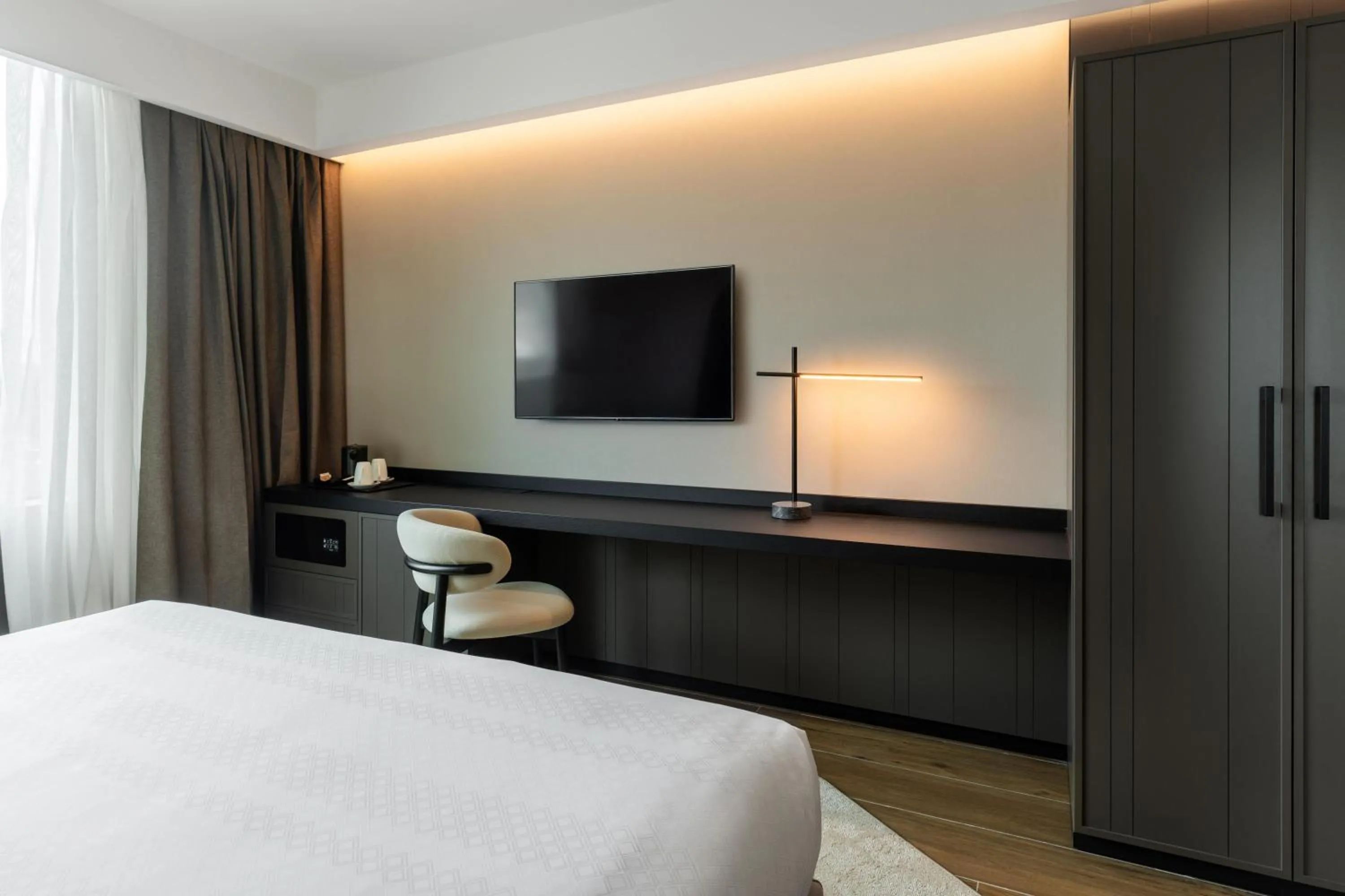 Bedroom, Bed in Radisson Blu Hotel, Bergamo ChorusLife