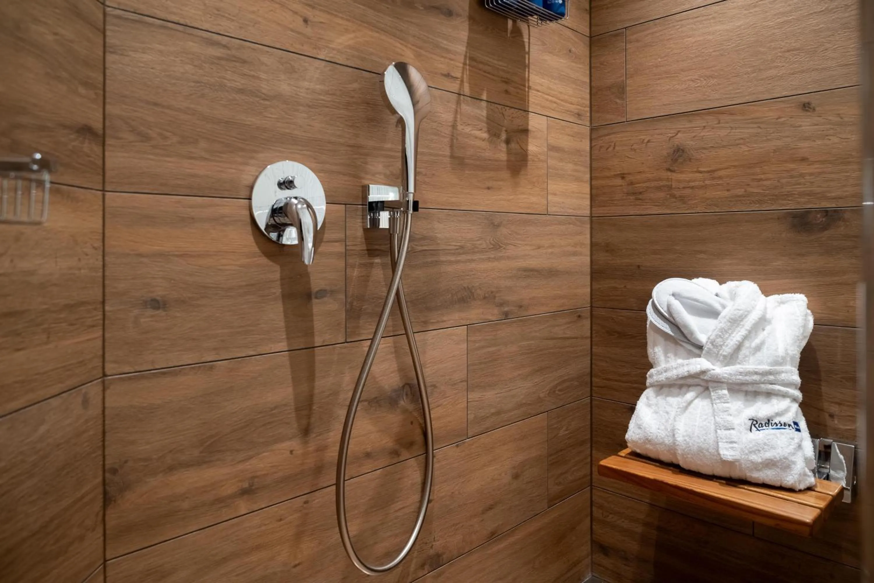 Bathroom in Radisson Blu Hotel, Bergamo ChorusLife