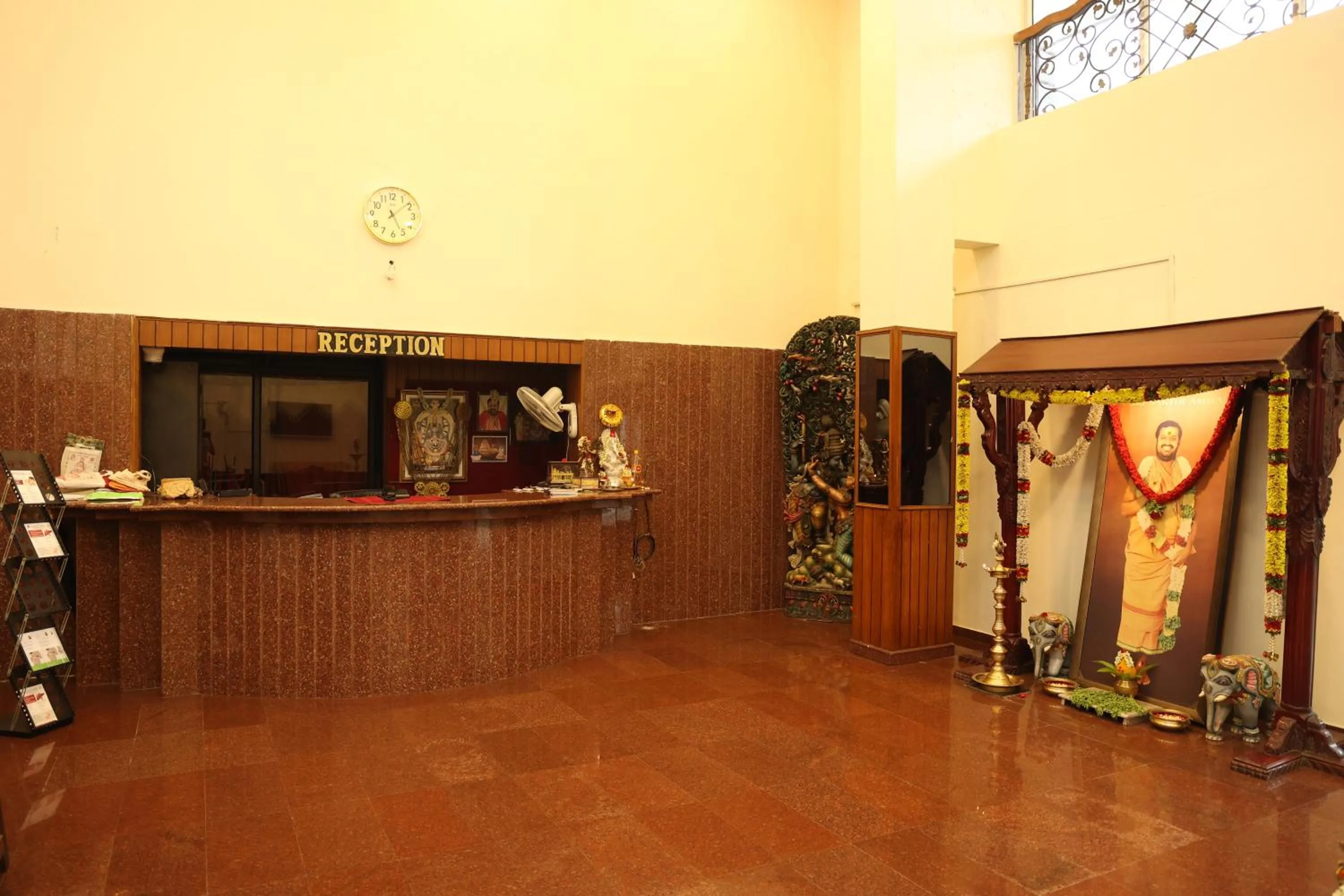 Lobby or reception in Sri Kamalanivas