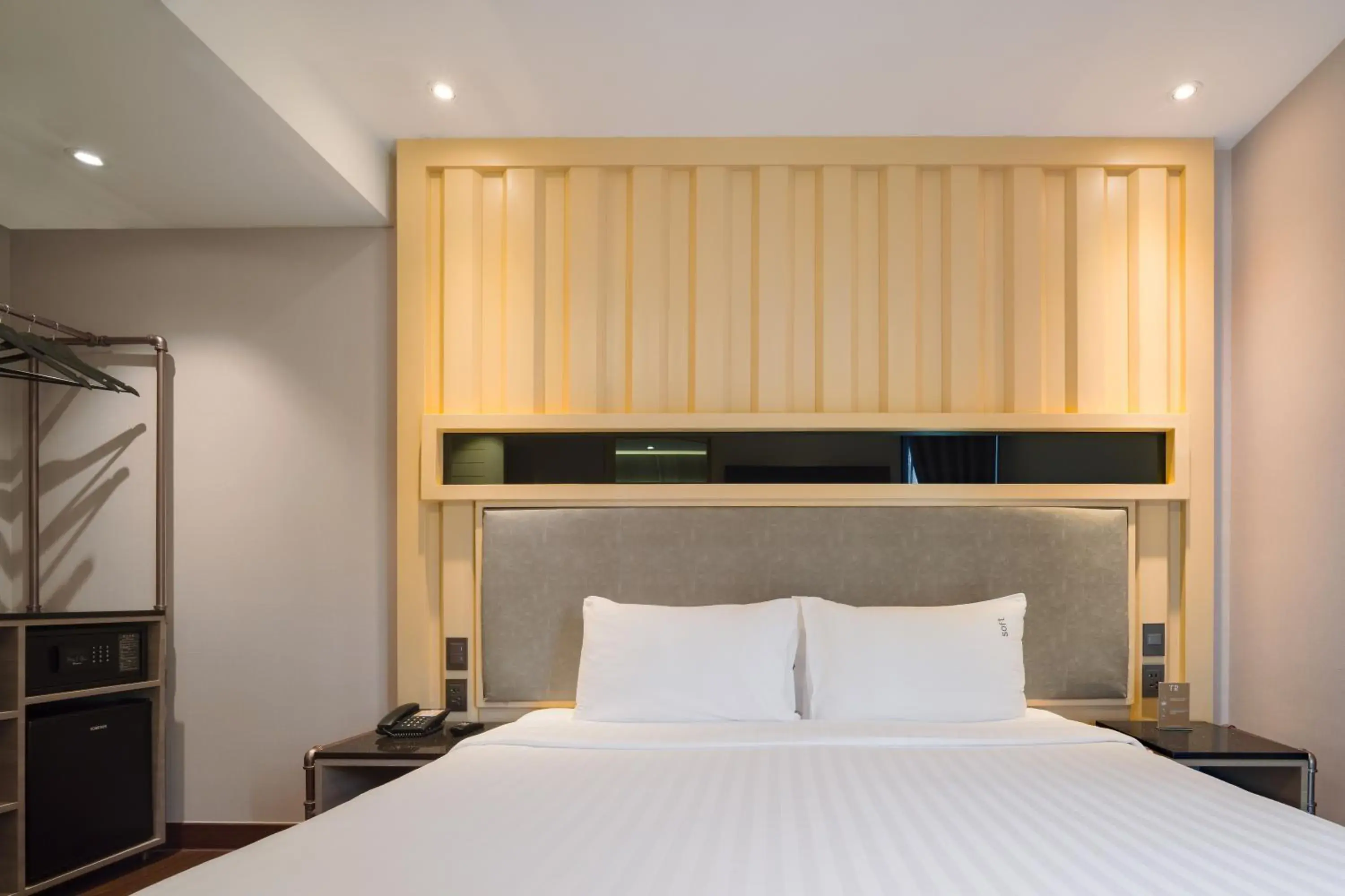 Superior King Room in T2 The Portal Sukhumvit Superior King Room in T2 The Portal Sukhumvit