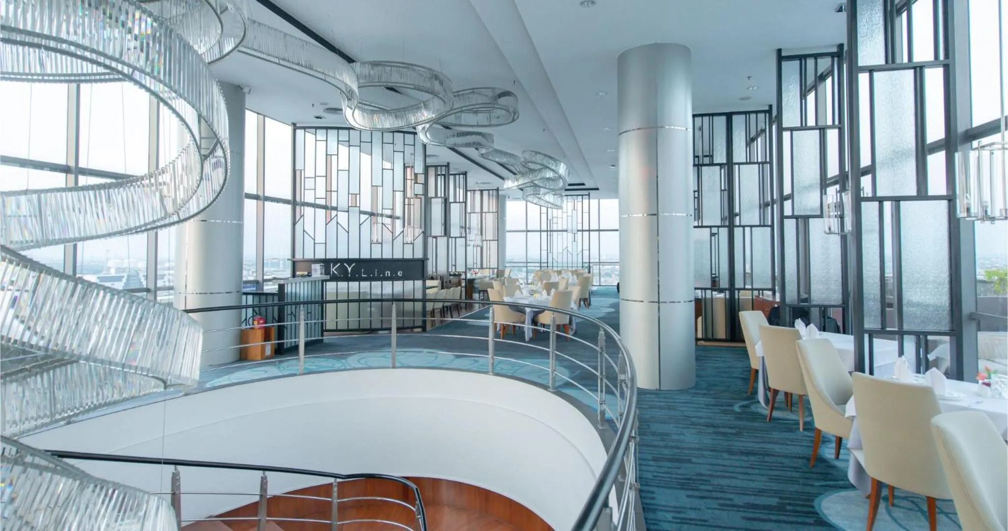 Restaurant/places to eat in Gumaya Tower Hotel