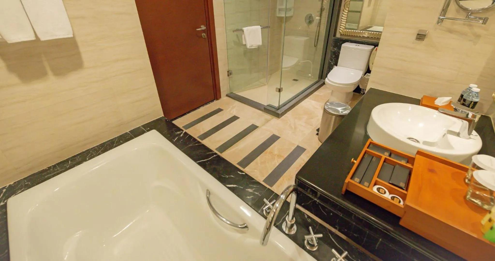 Bathroom in Gumaya Tower Hotel