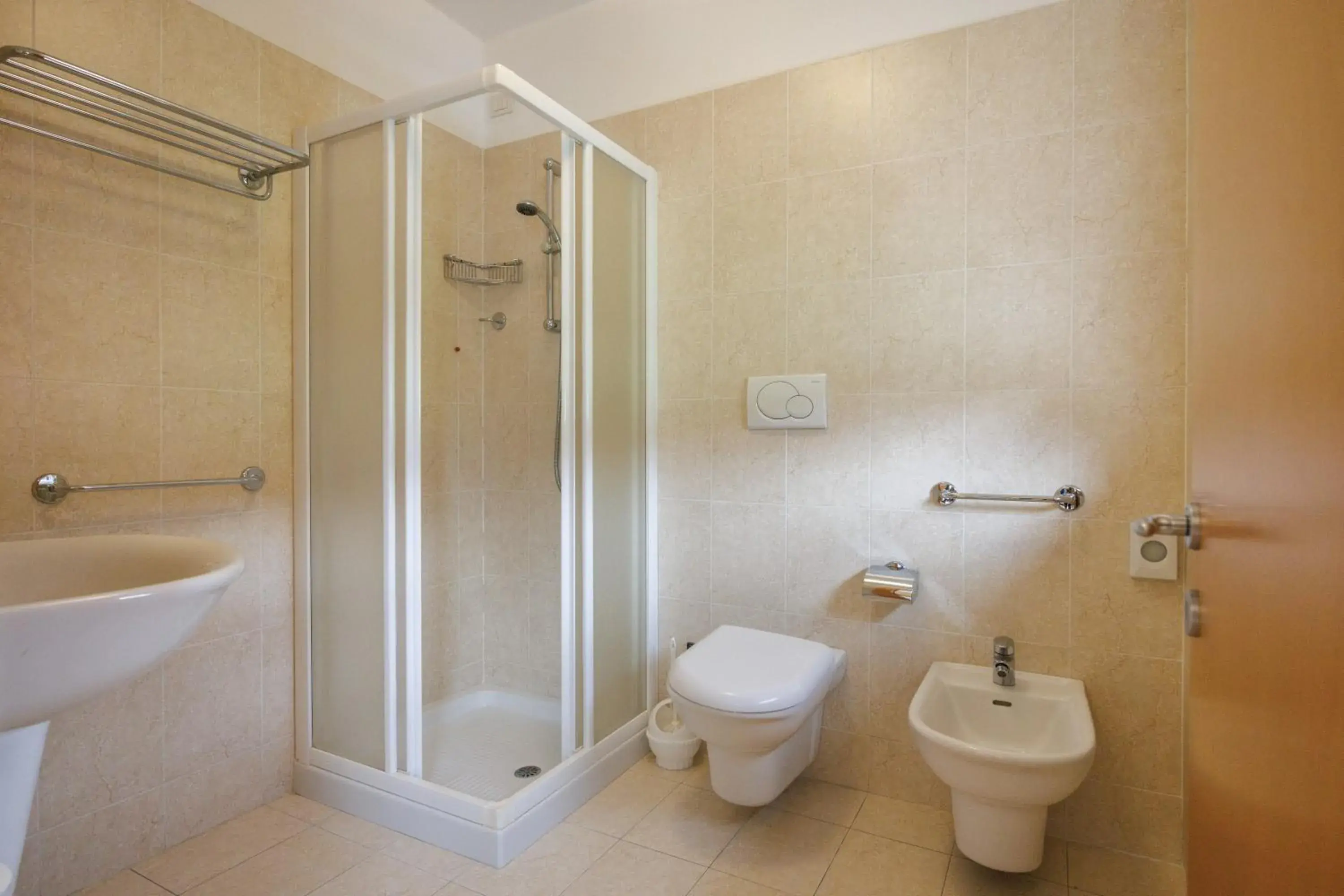 Deluxe Double or Twin Room with Garden View in Club Hotel e Residence La Vela Deluxe Double or Twin Room with Garden View in Club Hotel e Residence La Vela