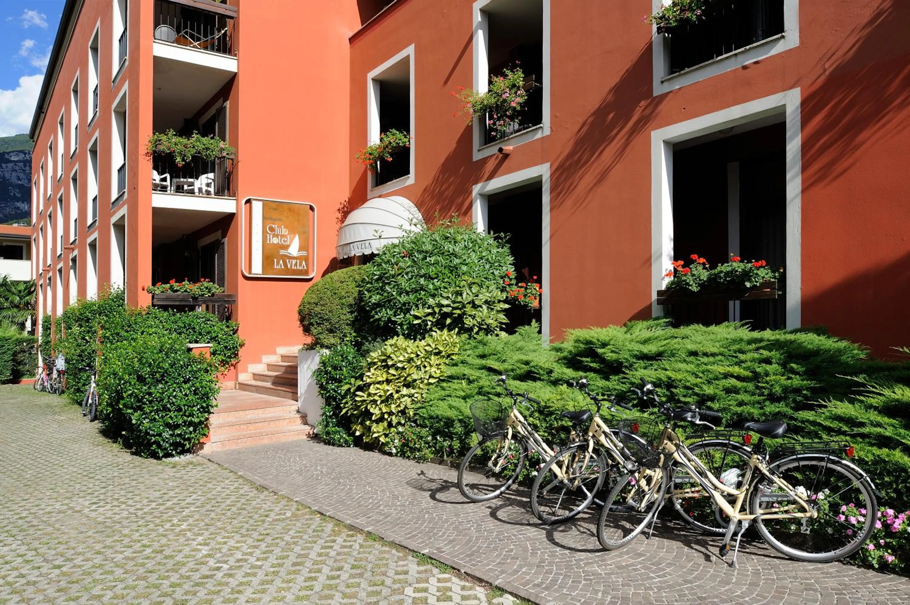 Facade/entrance in Club Hotel e Residence La Vela