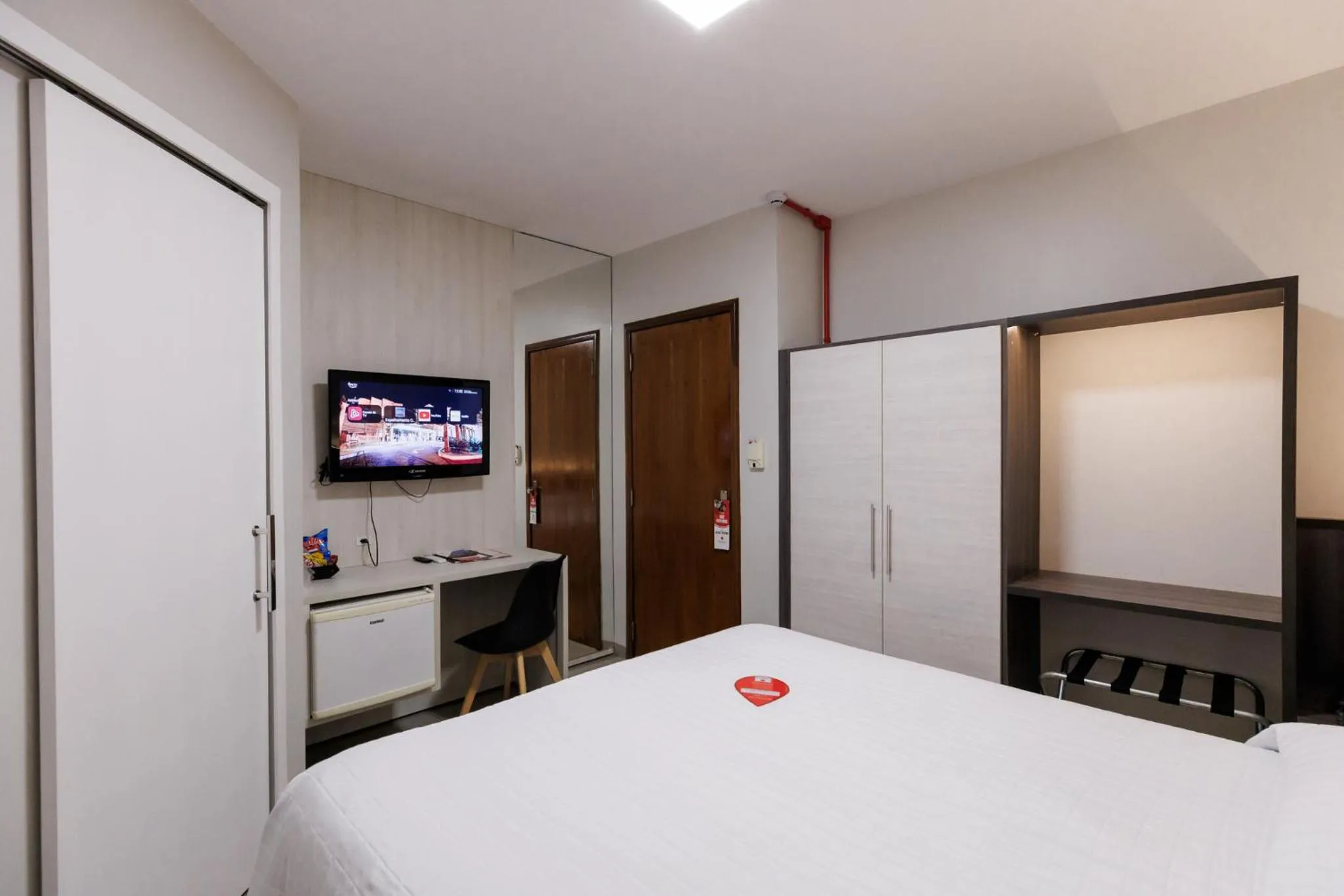 Photo of the whole room, Bed in Tonello Business Hotel