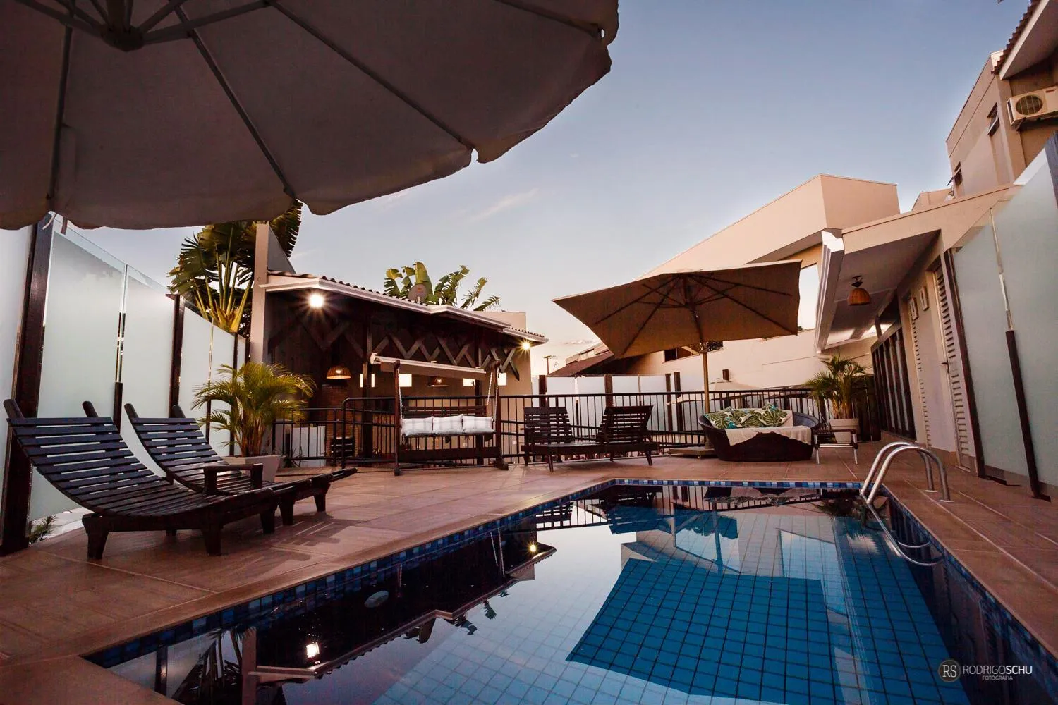 Swimming pool in Tonello Business Hotel