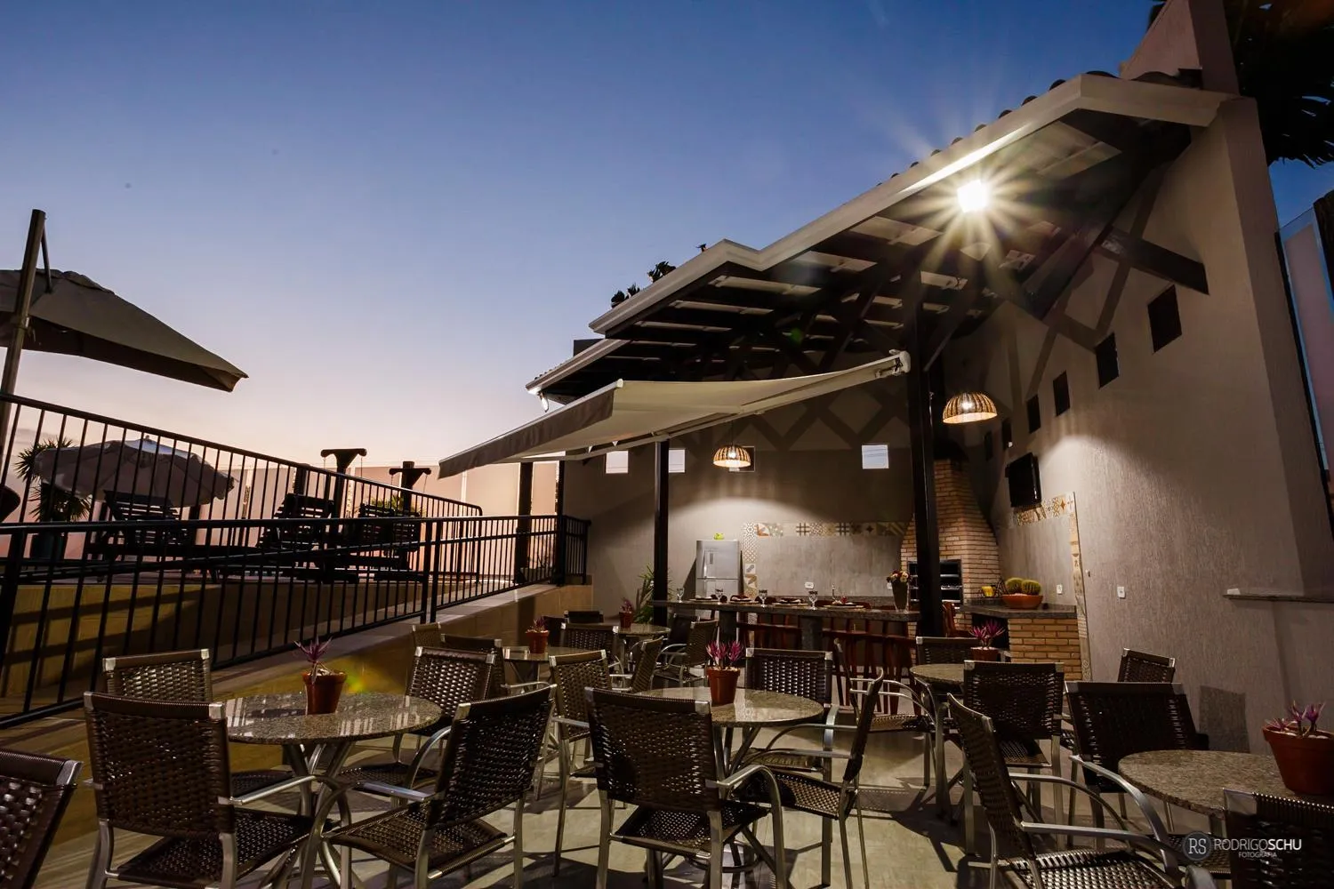 Restaurant/places to eat in Tonello Business Hotel