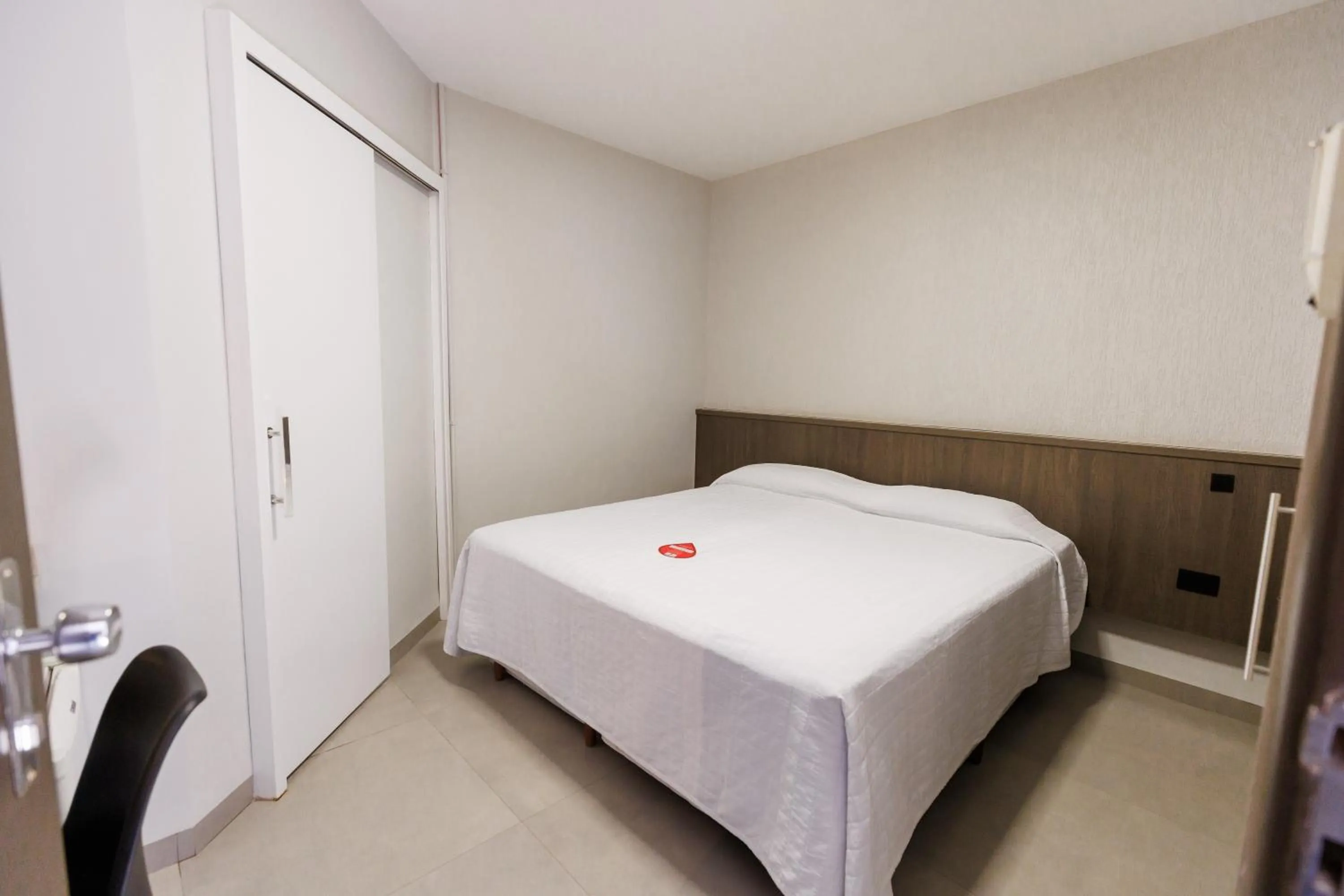 Bedroom, Bed in Tonello Business Hotel