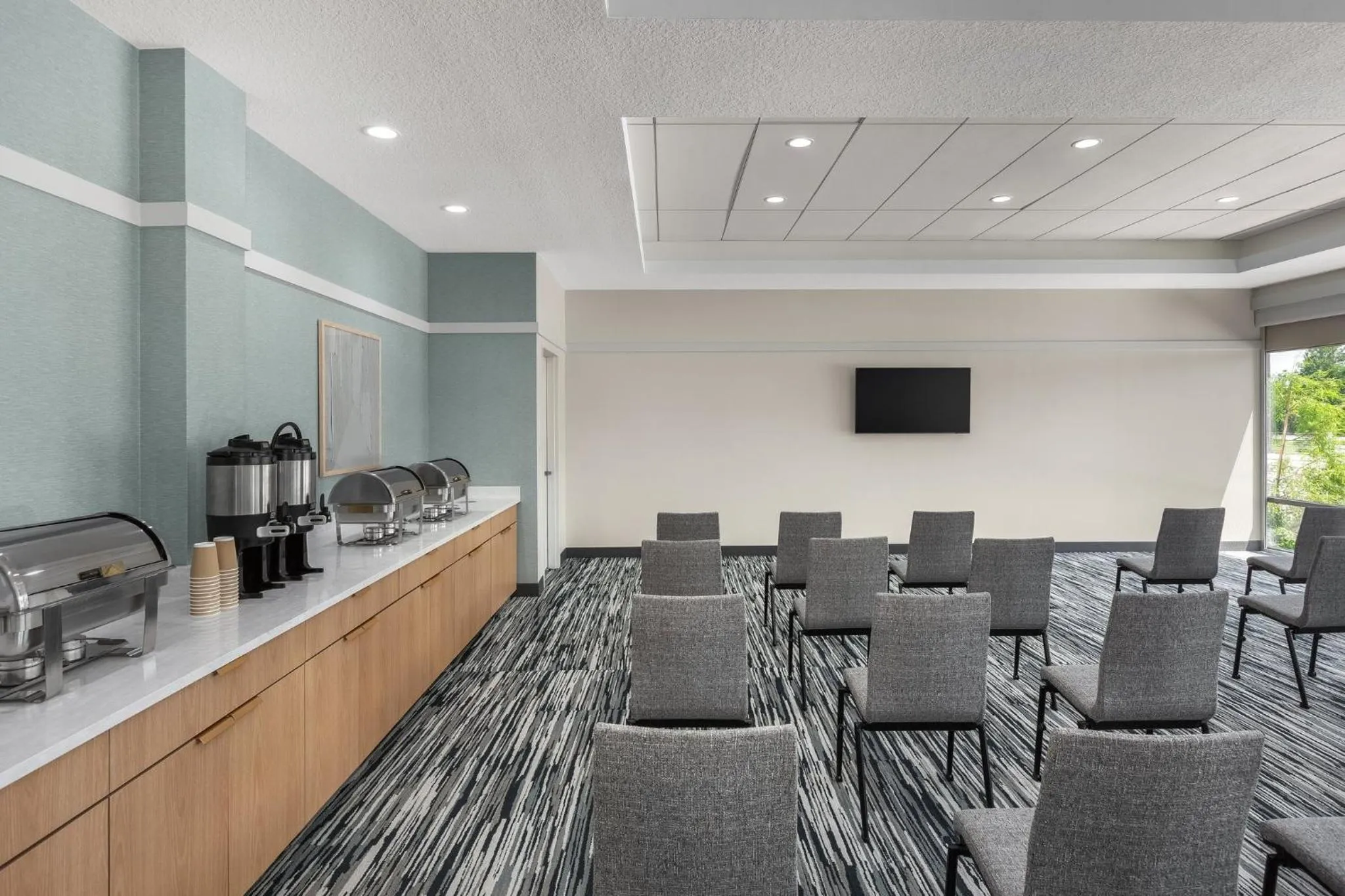 Meeting/conference room in EVEN Hotel Orlando International Airport by IHG