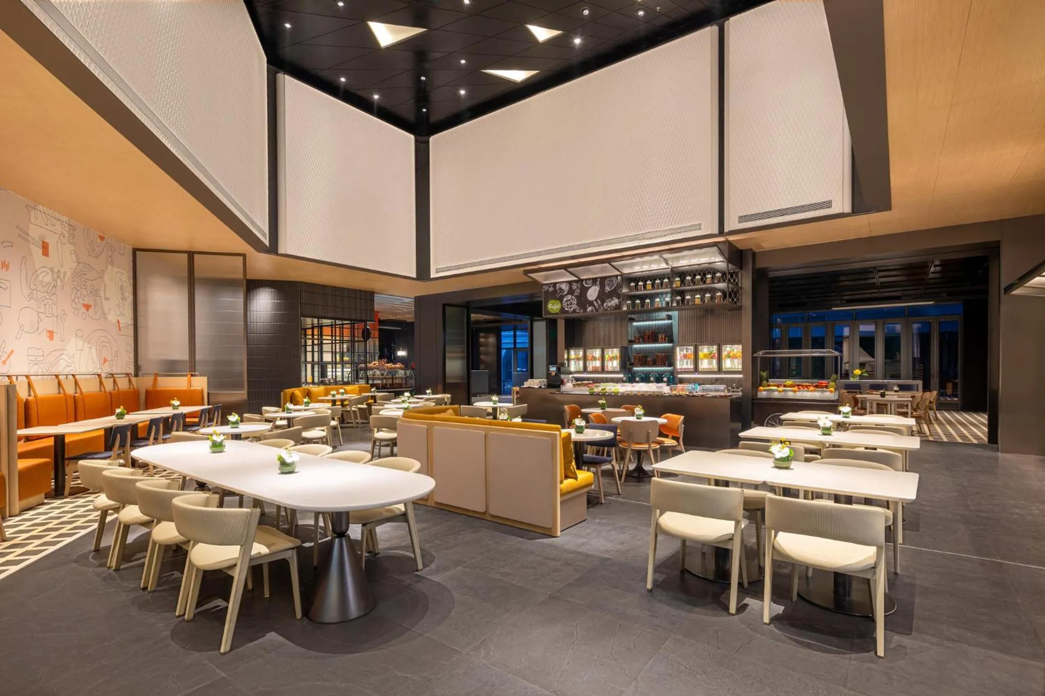 Restaurant/places to eat in EVEN Hotel Shanghai Hongqiao CBD by IHG