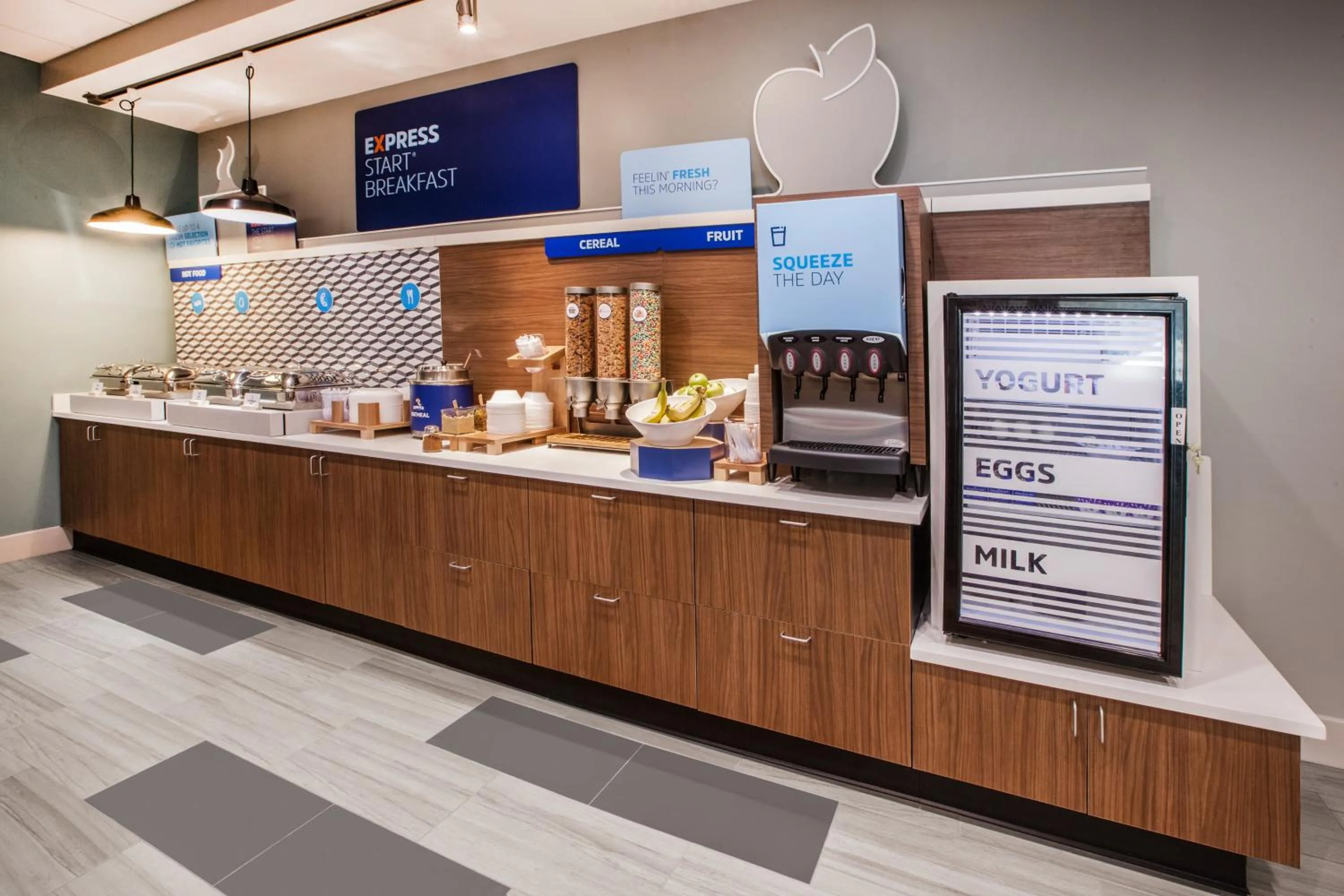Breakfast in Holiday Inn Express & Suites Tumwater - Olympia by IHG