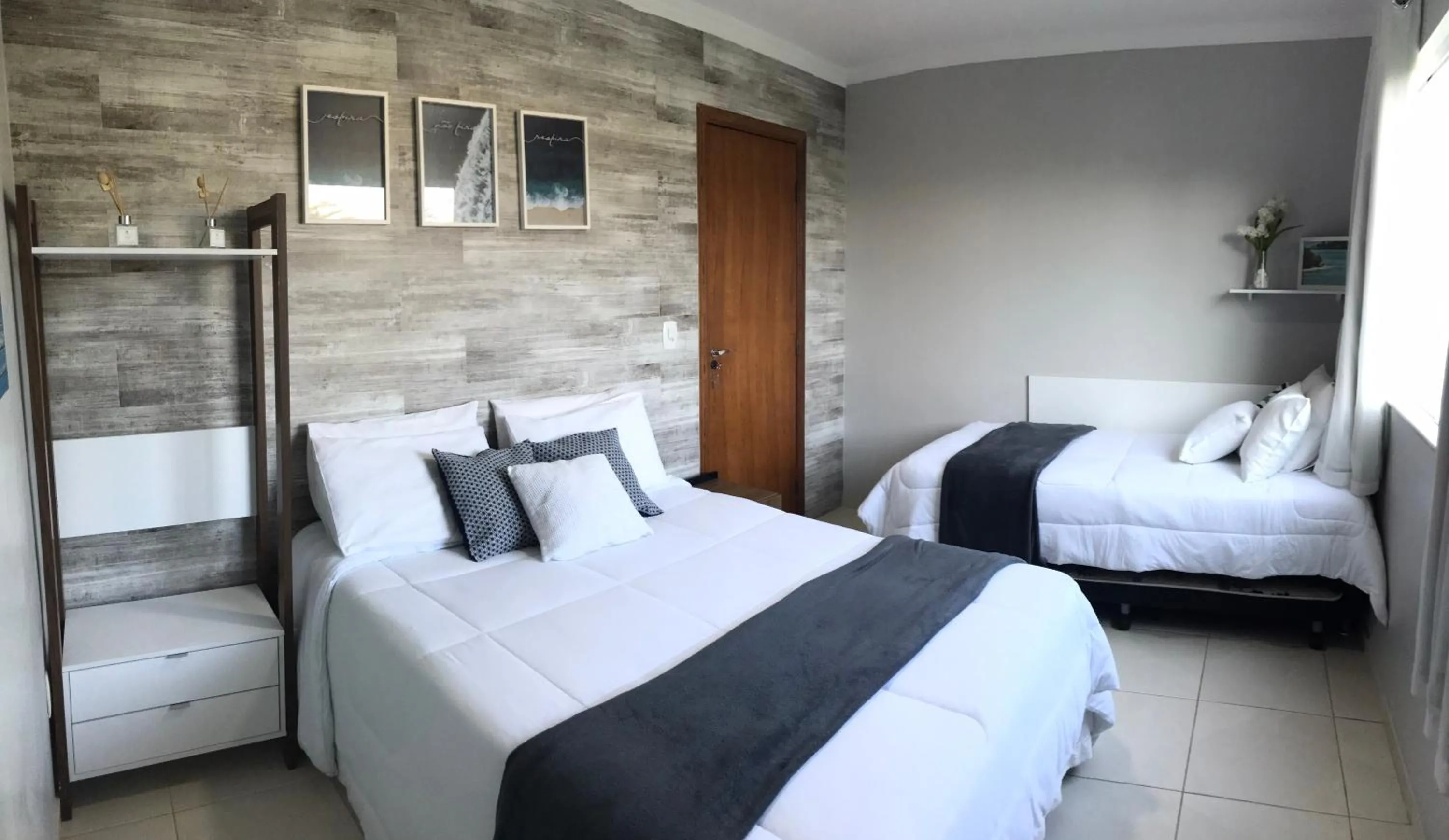 Lindo apartamento em condomínio com clube
