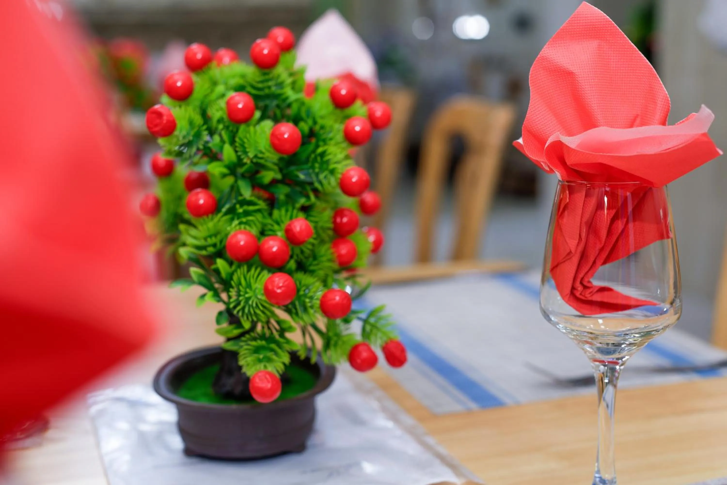 Restaurant/places to eat in New Hotel Sossa