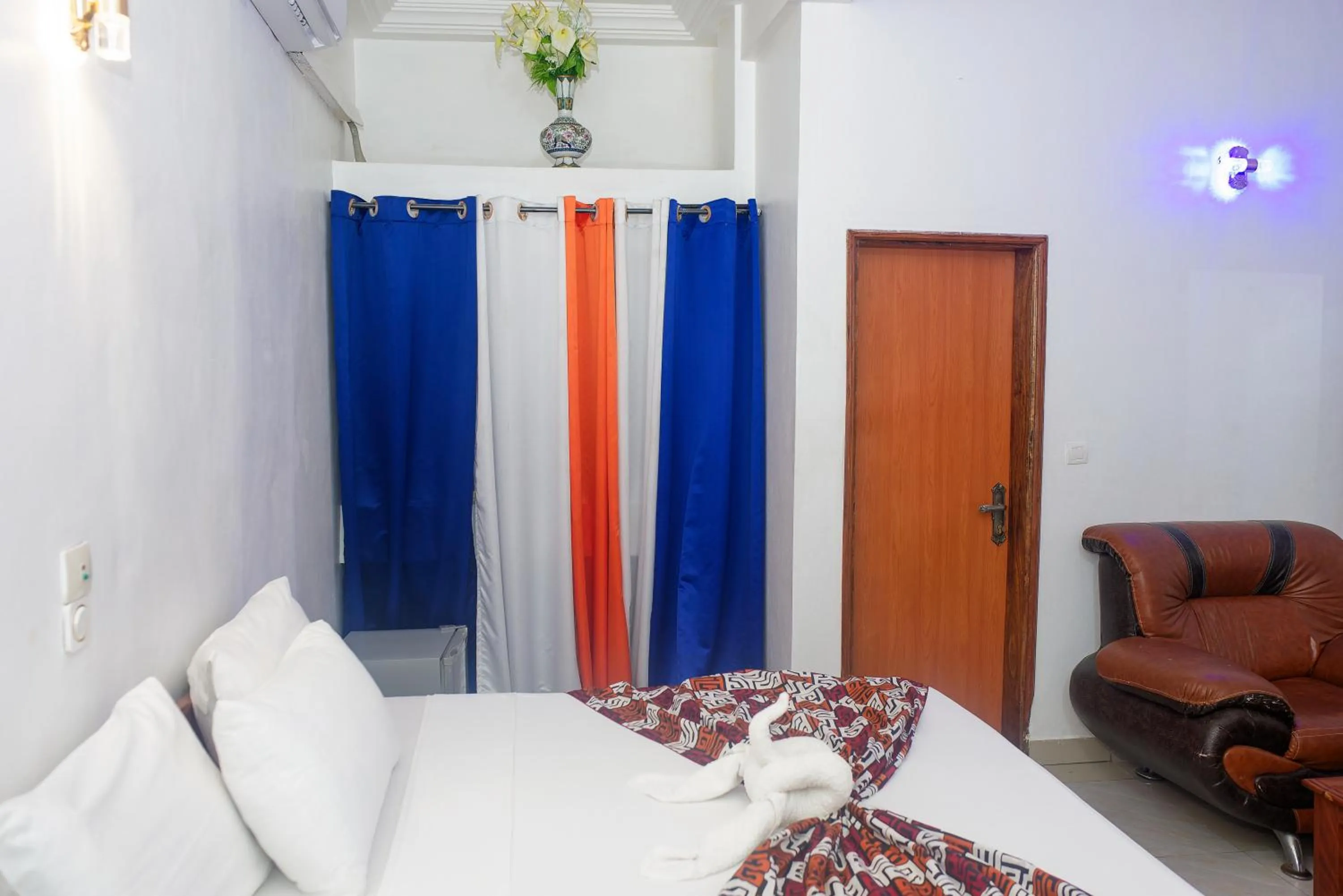 Bed in New Hotel Sossa