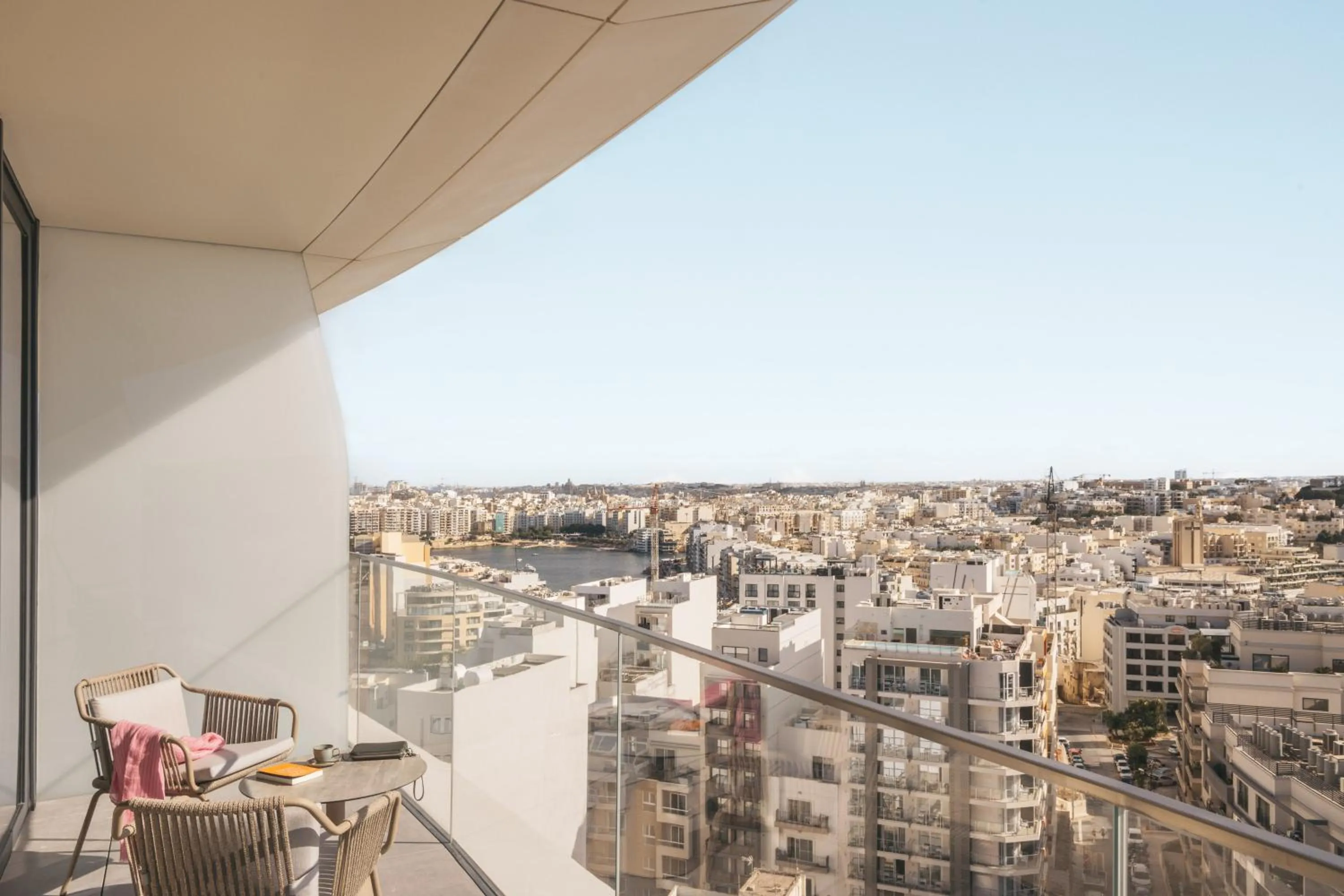 Property building in ME Malta by Meliá