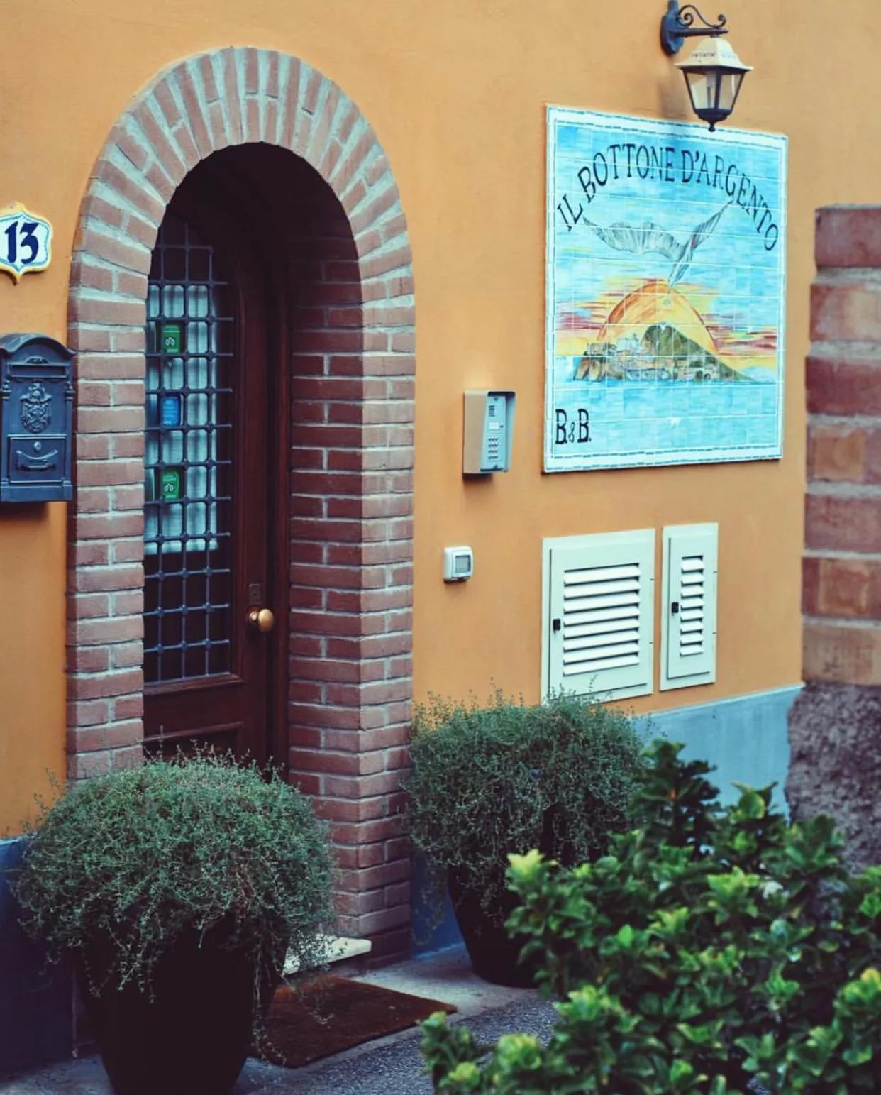 Facade/entrance in Il Bottone D'Argento