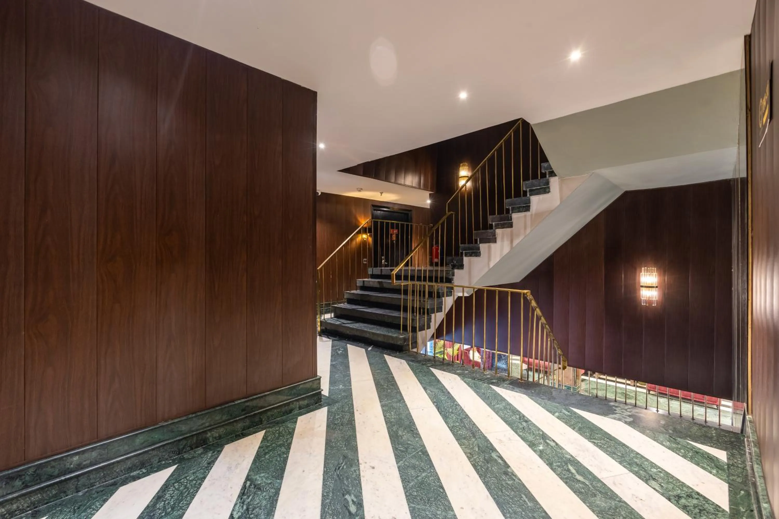 Floor plan in Foxoso Hotel Delhi Airport