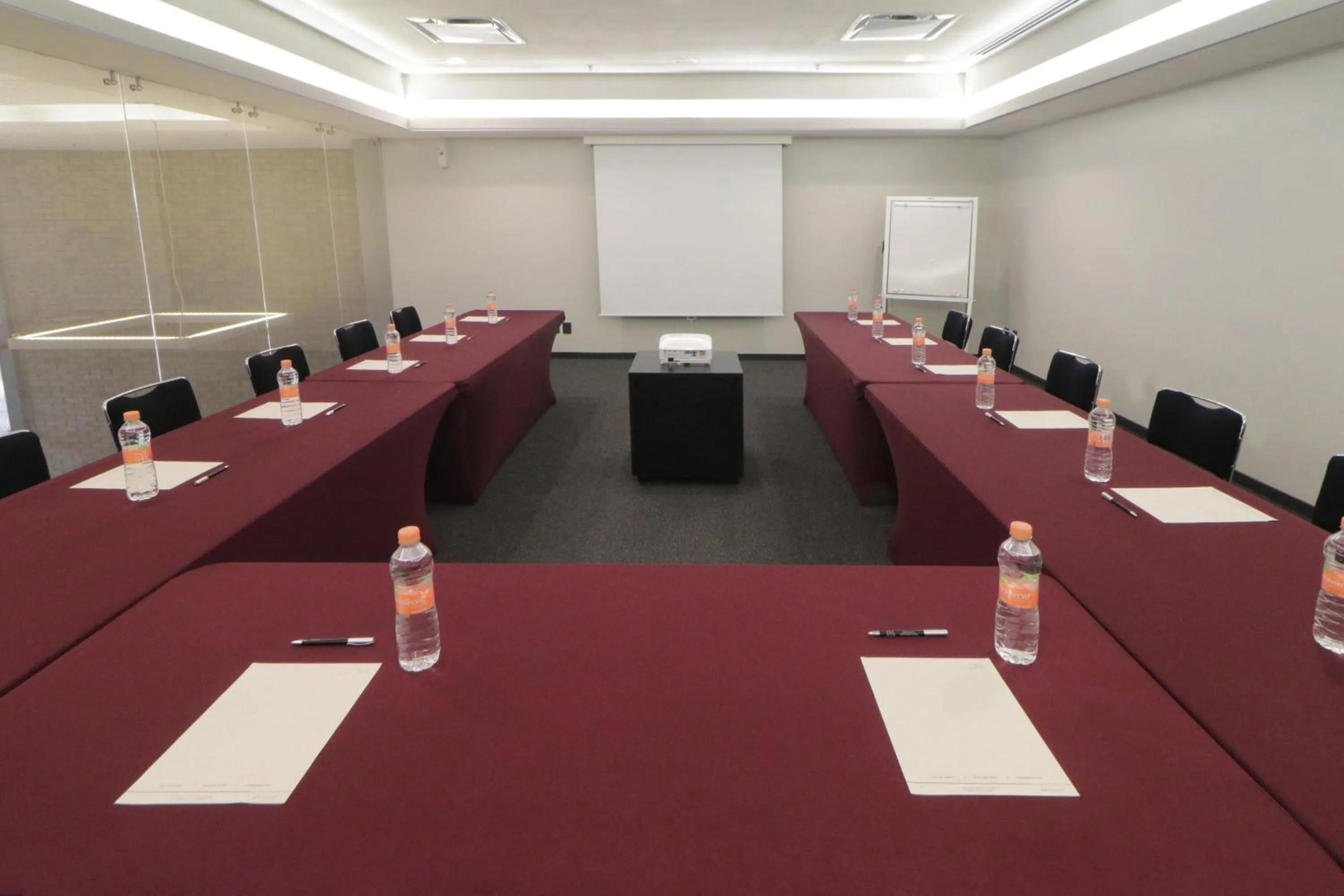 Meeting/conference room in City Express Plus by Marriott Monterrey Nuevo Sur
