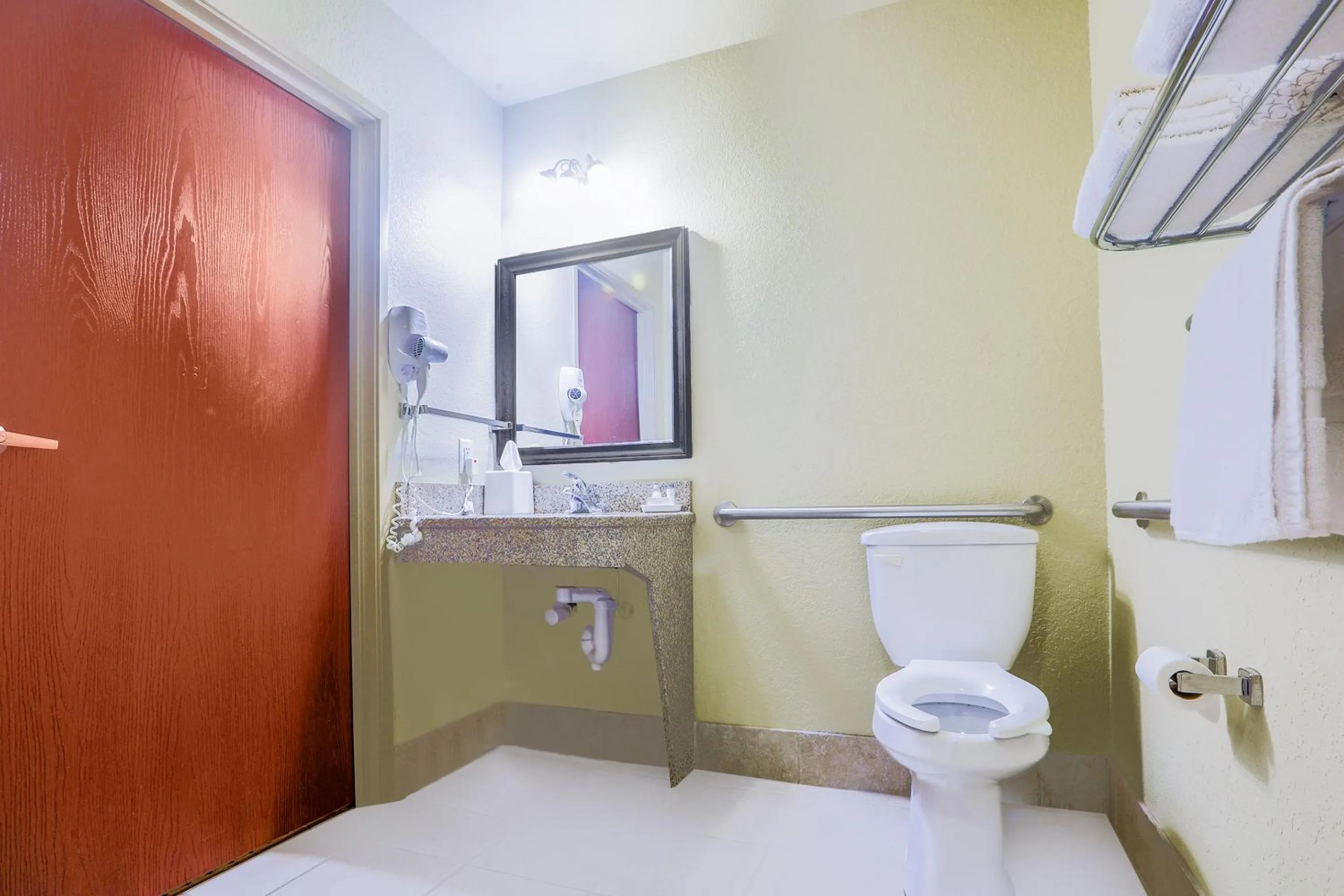 Bathroom in Evansville Inn & Suites by OYO