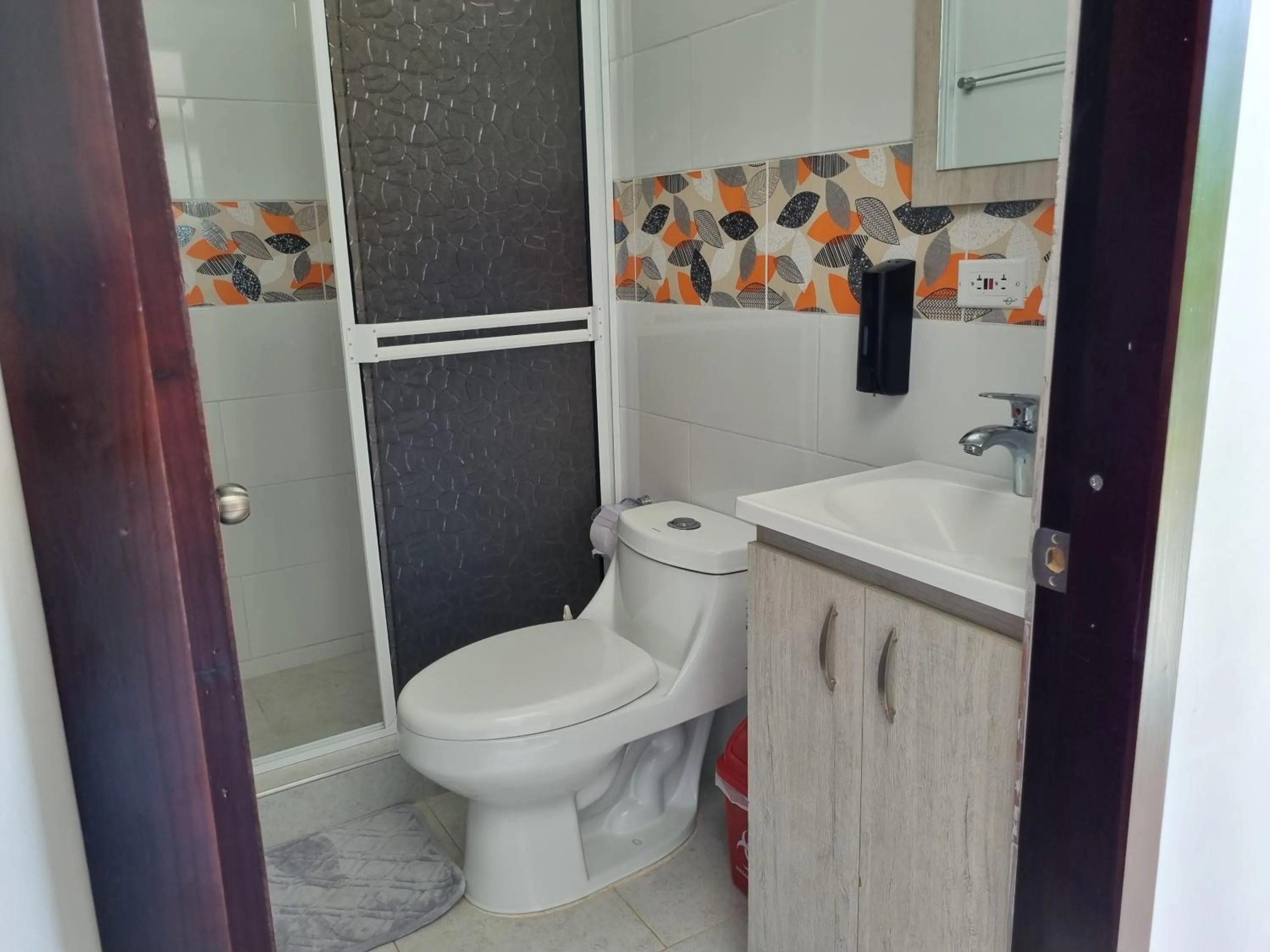 Bathroom in Shell Sea B & B